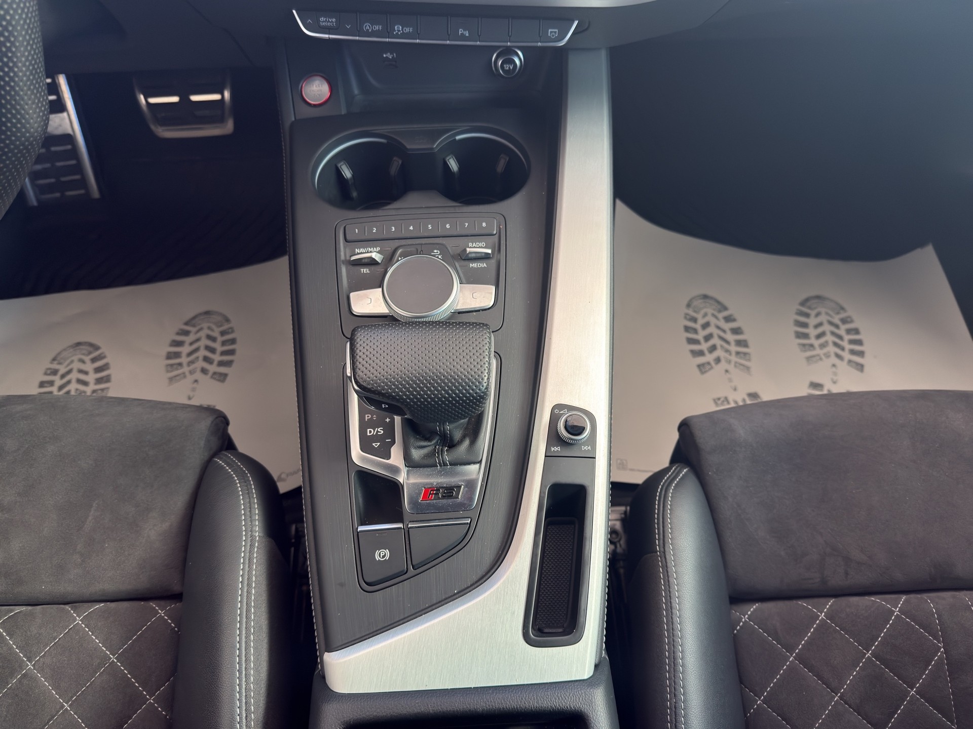 AUDI RS5 Coupé 2.9 TFSI quattro tiptronic-image-10