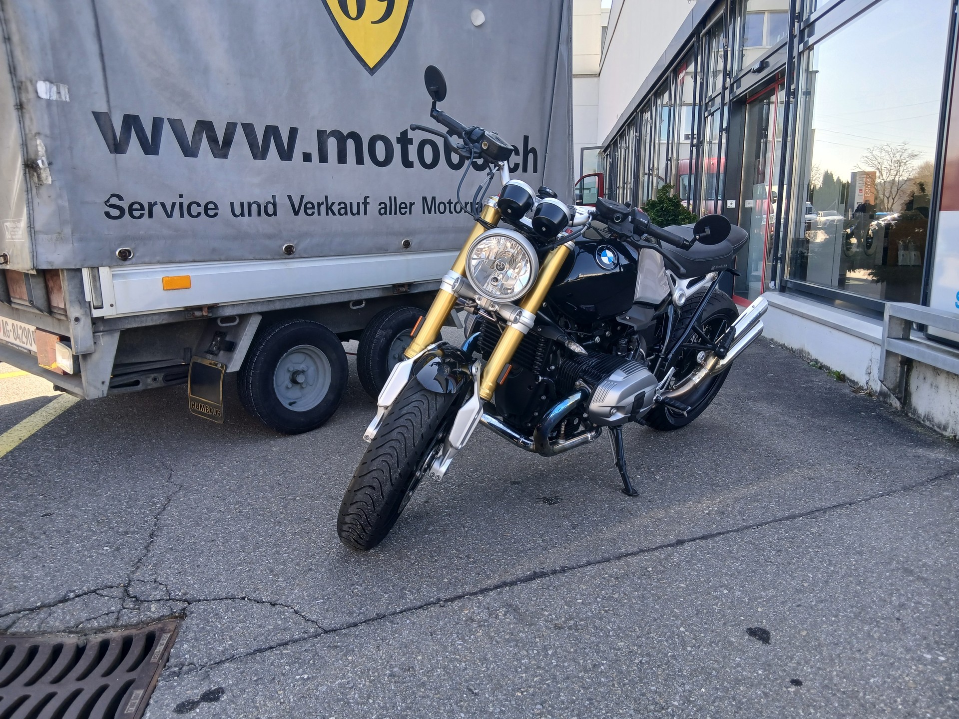 BMW R nineT ABS-image-1