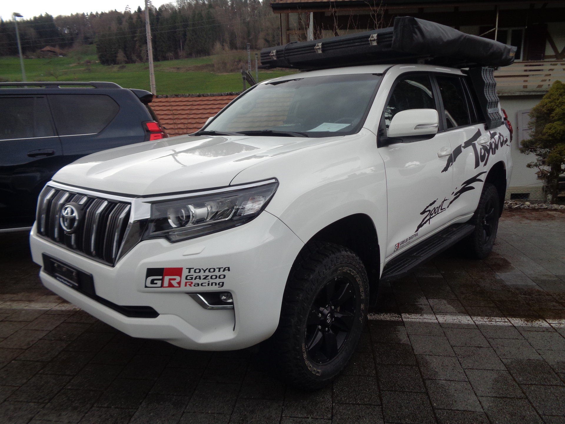 TOYOTA Land Cruiser 2.8TD Comfort Automatic
