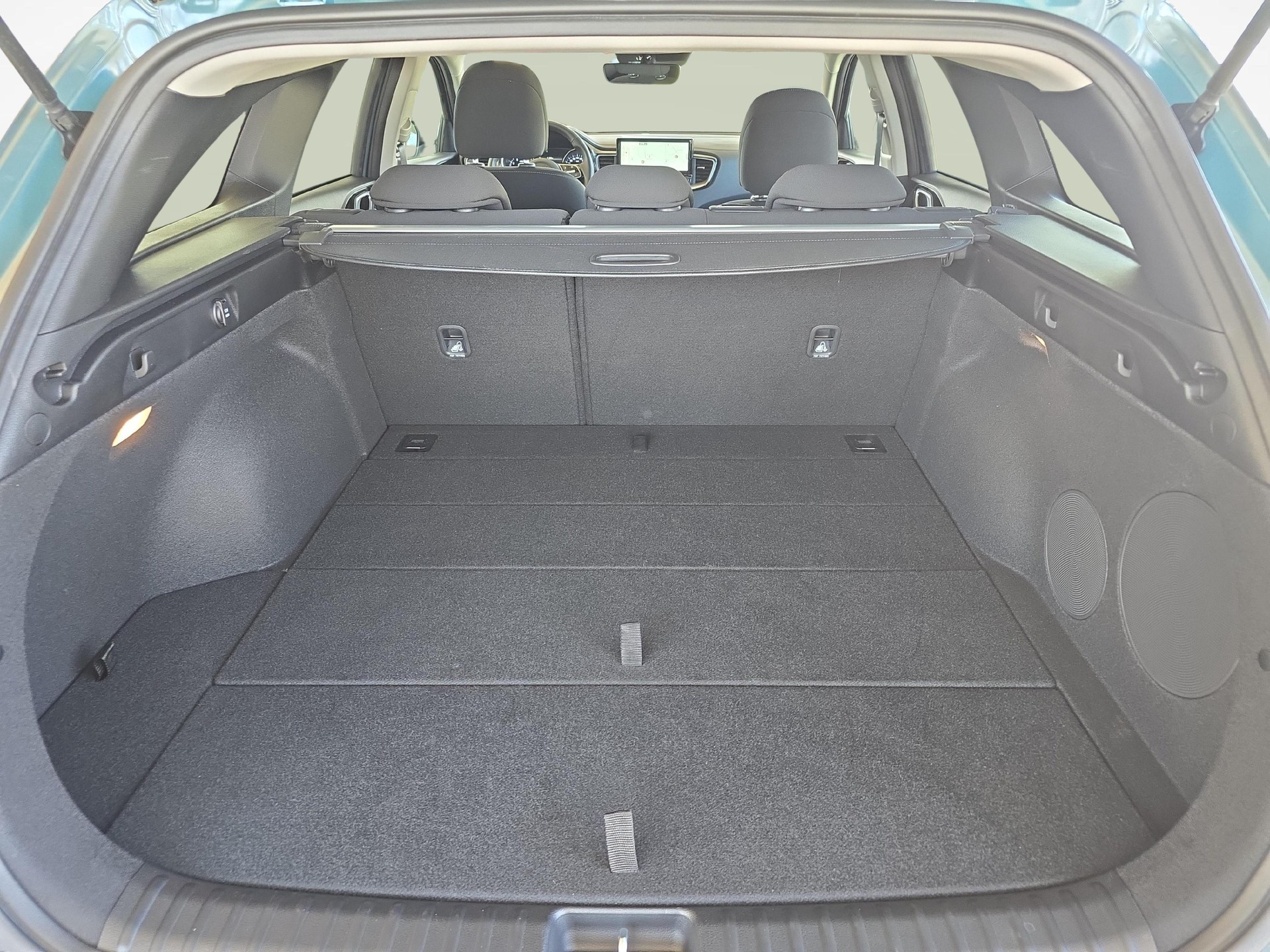 KIA Ceed SW 1.5 T-GDi MHEV Power / Jetzt mit attraktivem 1.9% Leasing-image-11