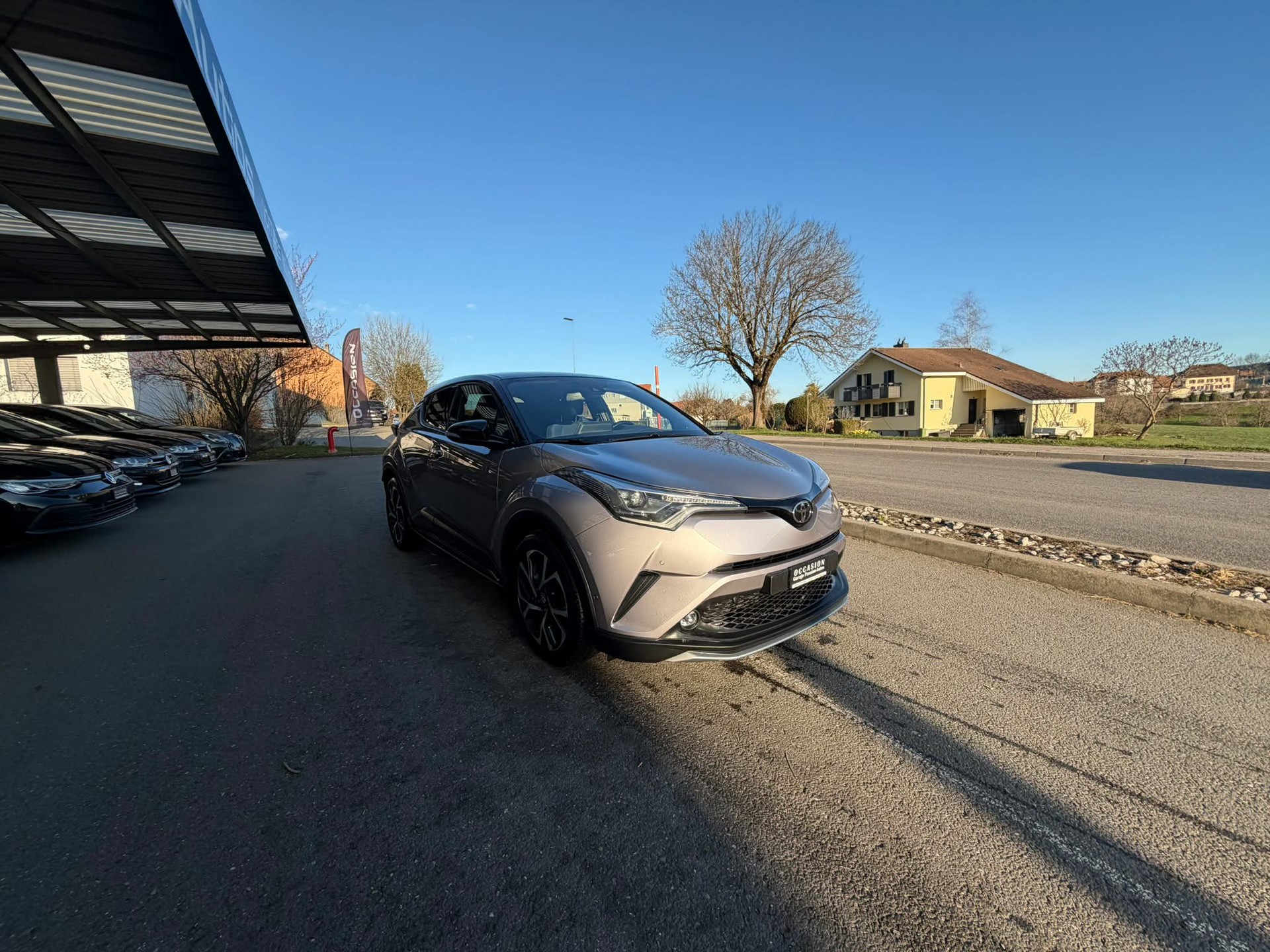TOYOTA C-HR 1.2 Turbo Style 4WD Multidrive S-image-2