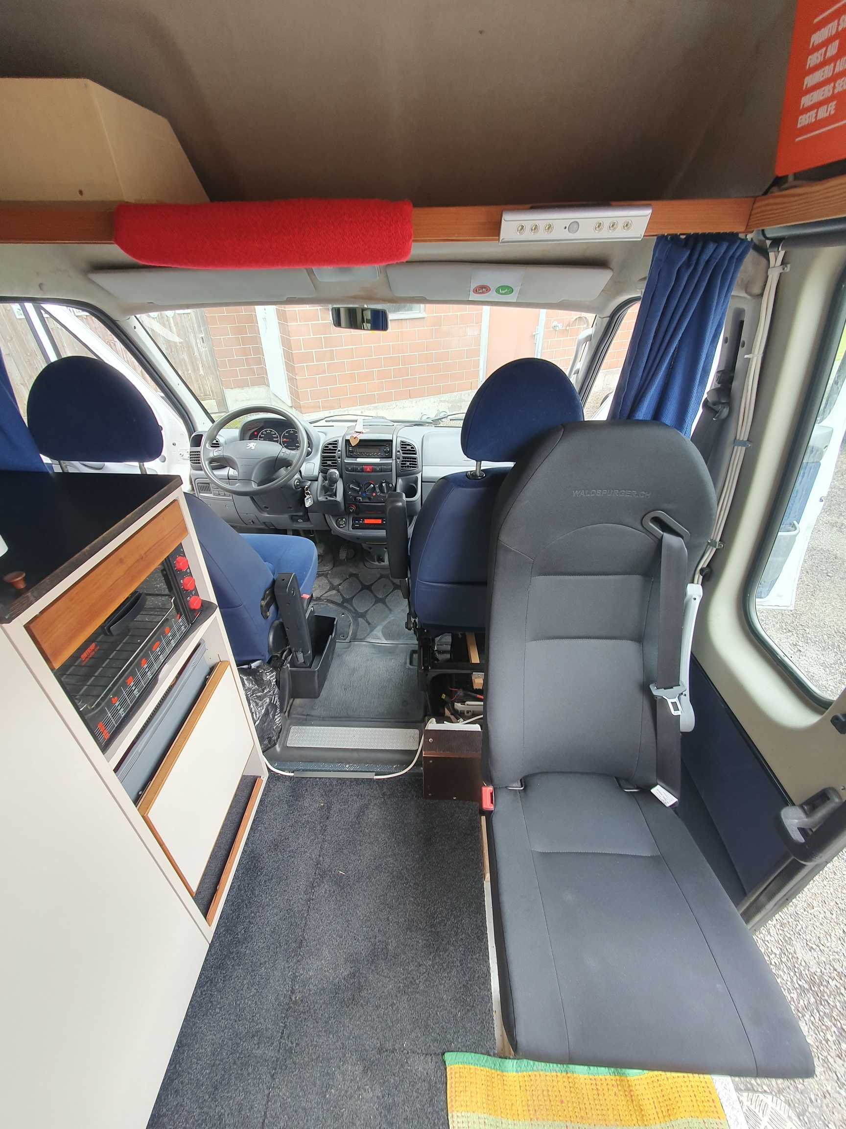 PEUGEOT 18Q 2.8HDI-image-1