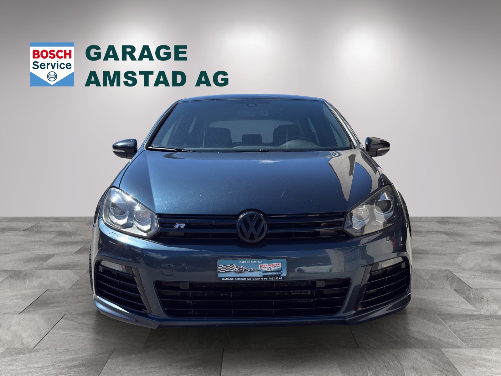 VW Golf 2.0 TSI R 4Motion-showroom-element-1