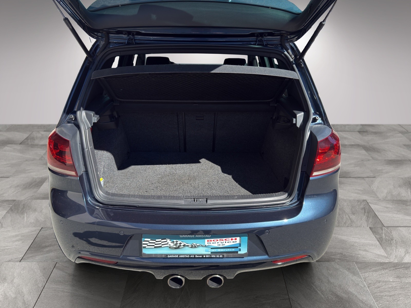 VW Golf 2.0 TSI R 4Motion-image-12