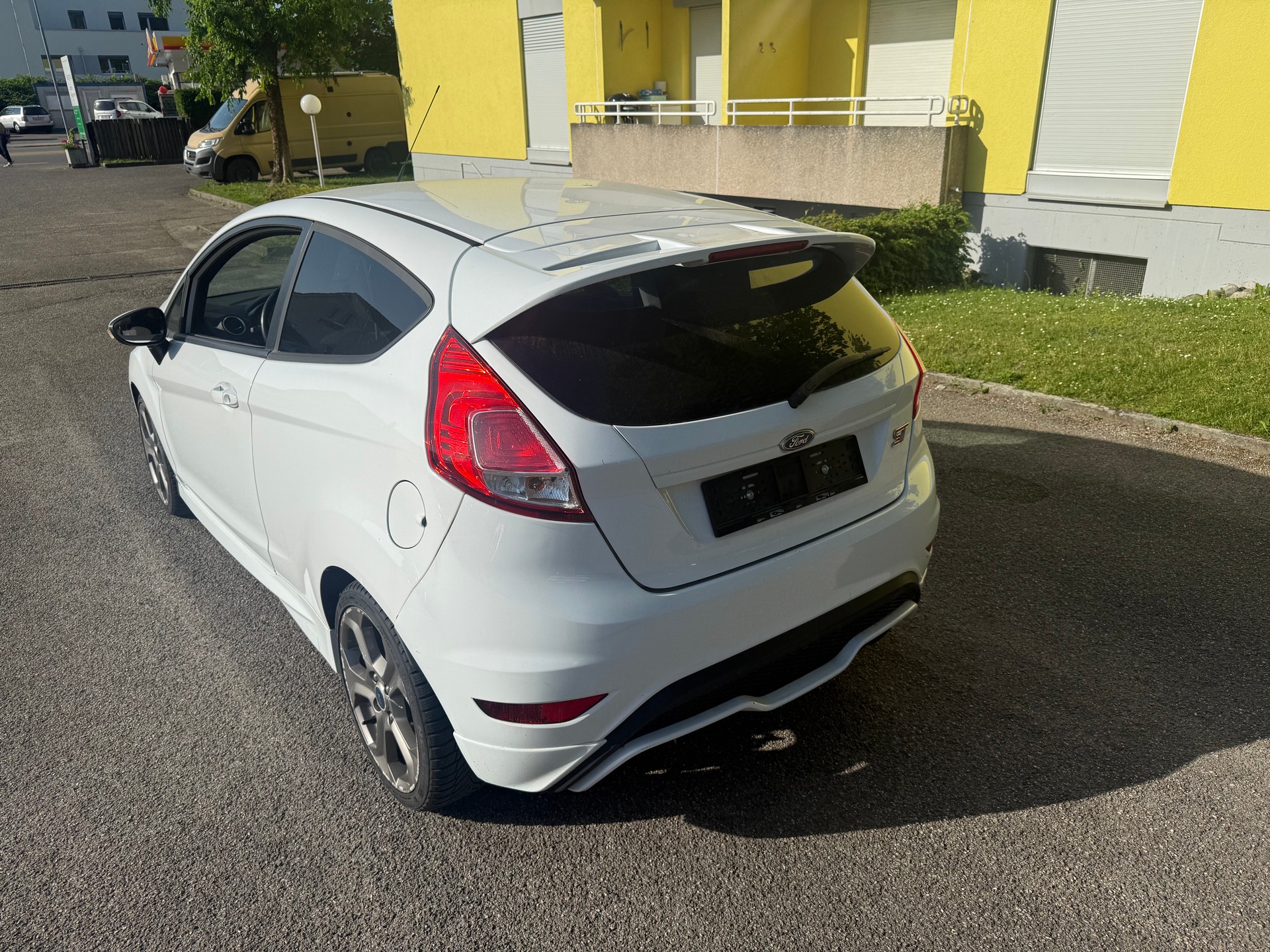 FORD Fiesta 1.6 SCTi ST-1-image-4
