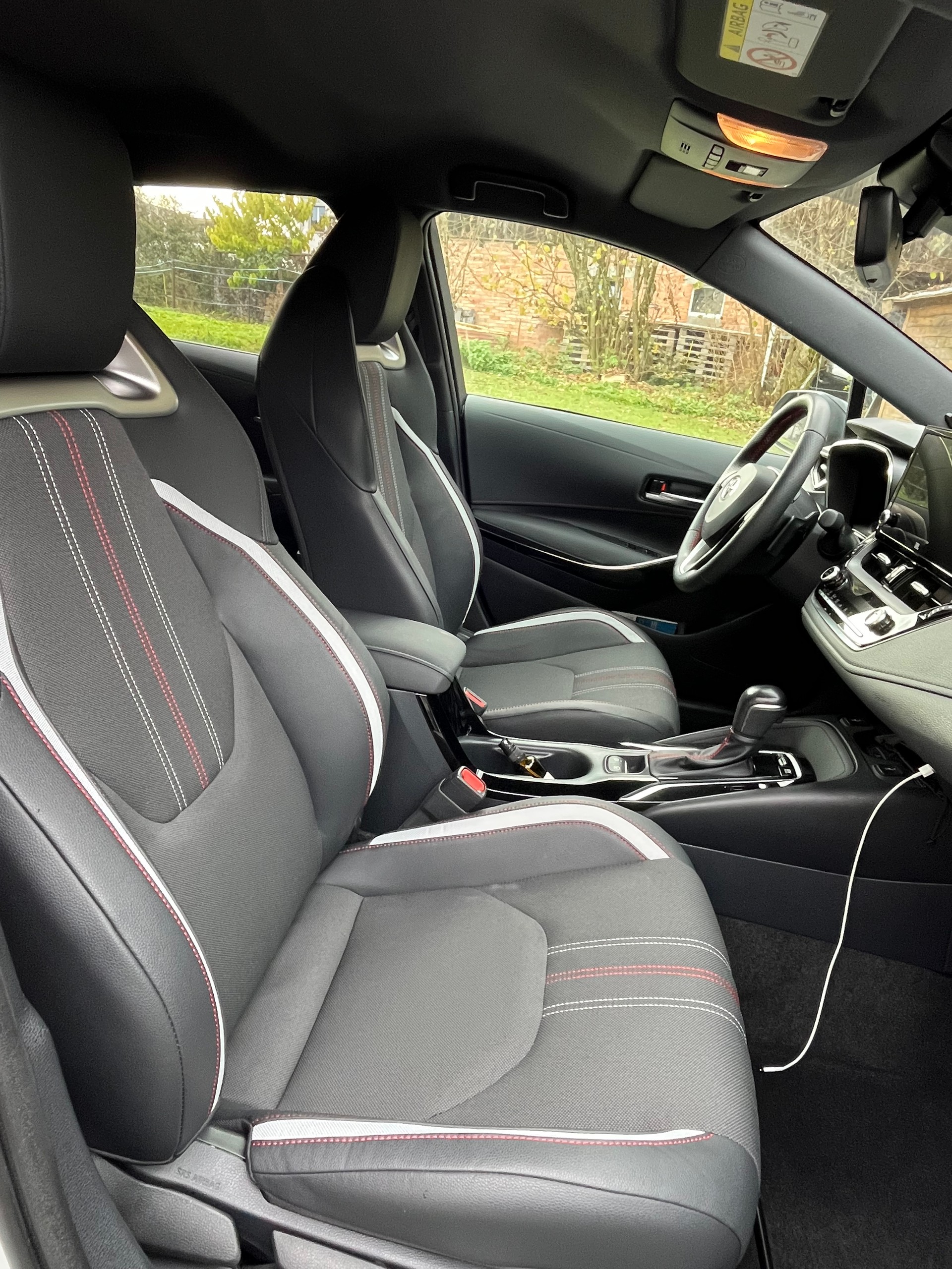 TOYOTA Corolla Touring Sports 2.0 HSD GR Sport-image-4