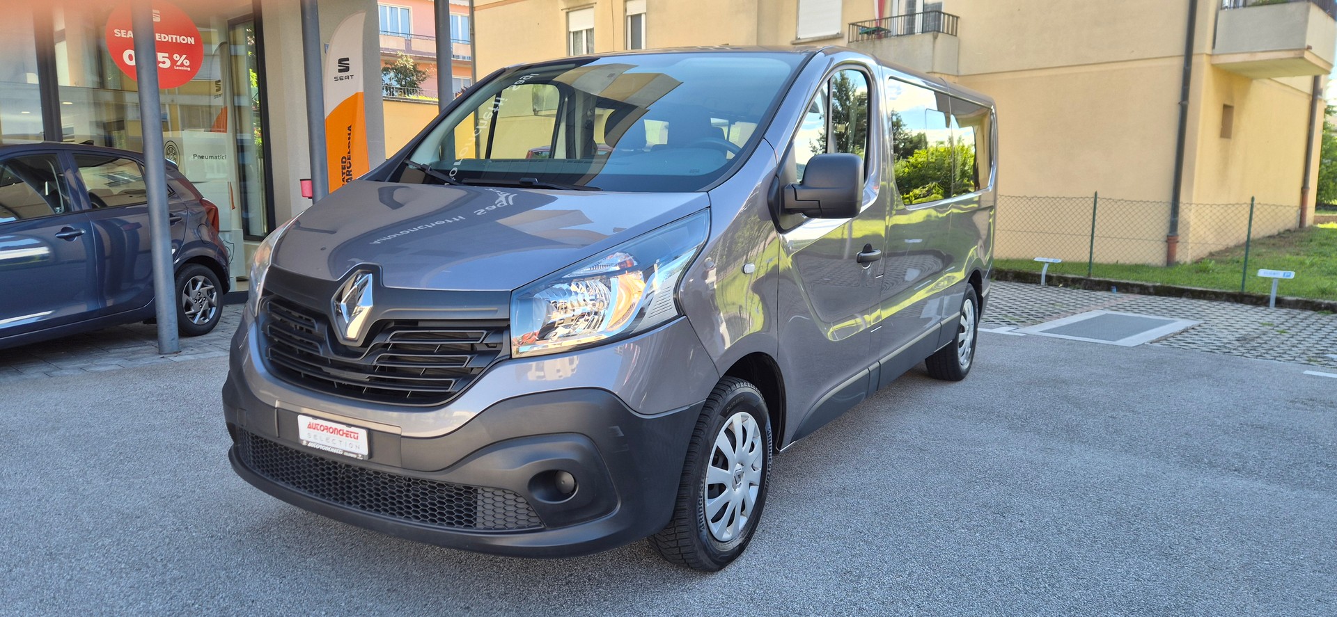 RENAULT Trafic ENERGY dCi 125 Grand Passenger Life