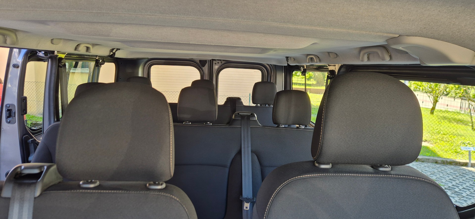 RENAULT Trafic ENERGY dCi 125 Grand Passenger Life-image-10