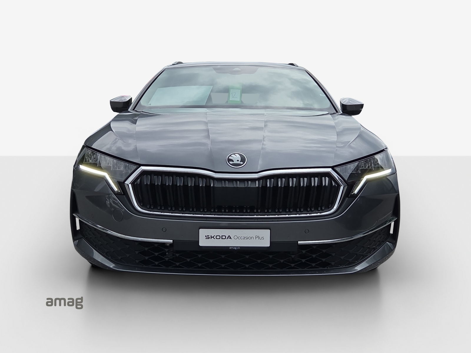 SKODA Octavia Combi 2.0 TDI DSG Selection-image-6