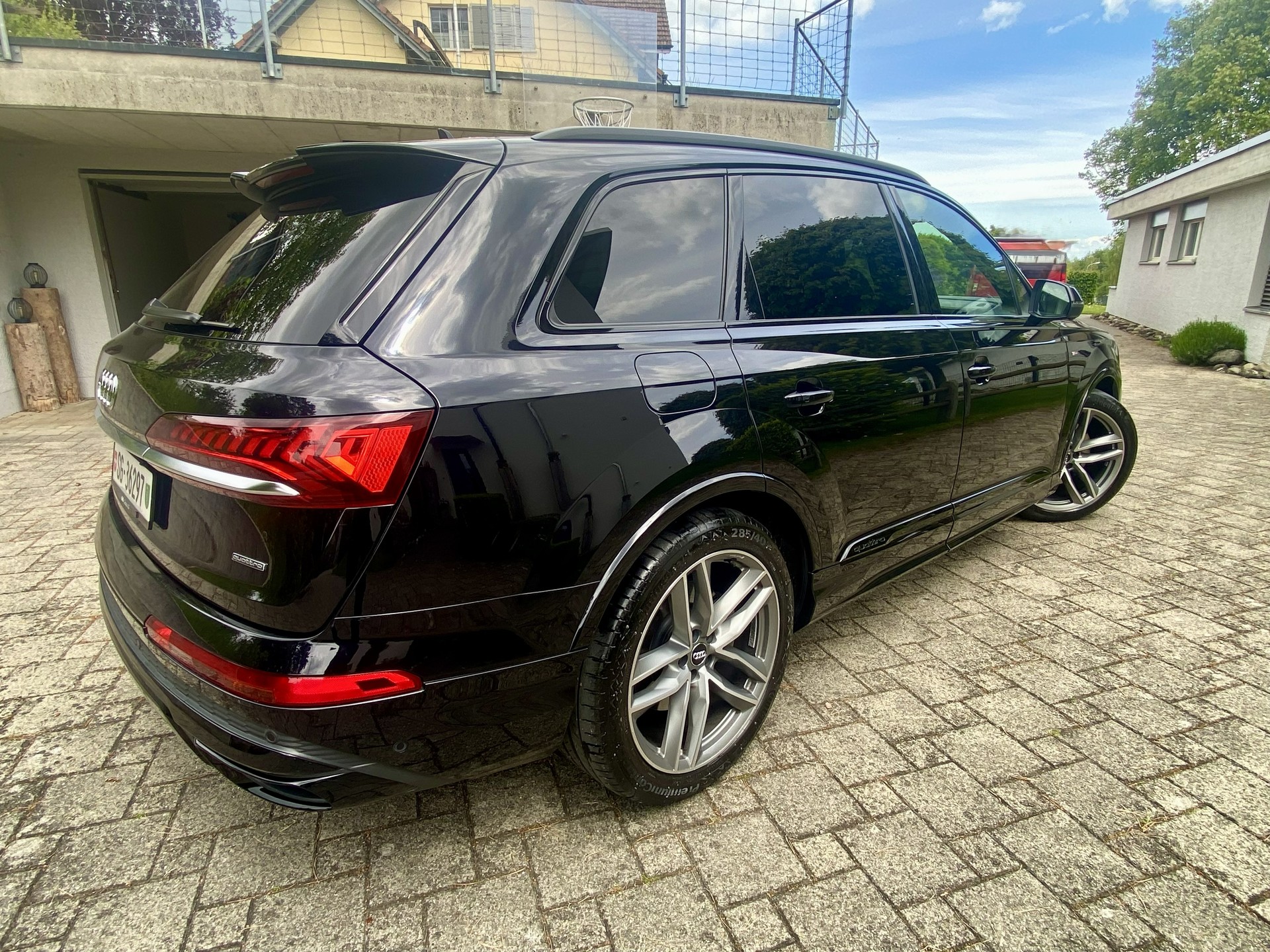 AUDI Q7 3.0 50 TDI S Line quattro T-Tronic-image-2
