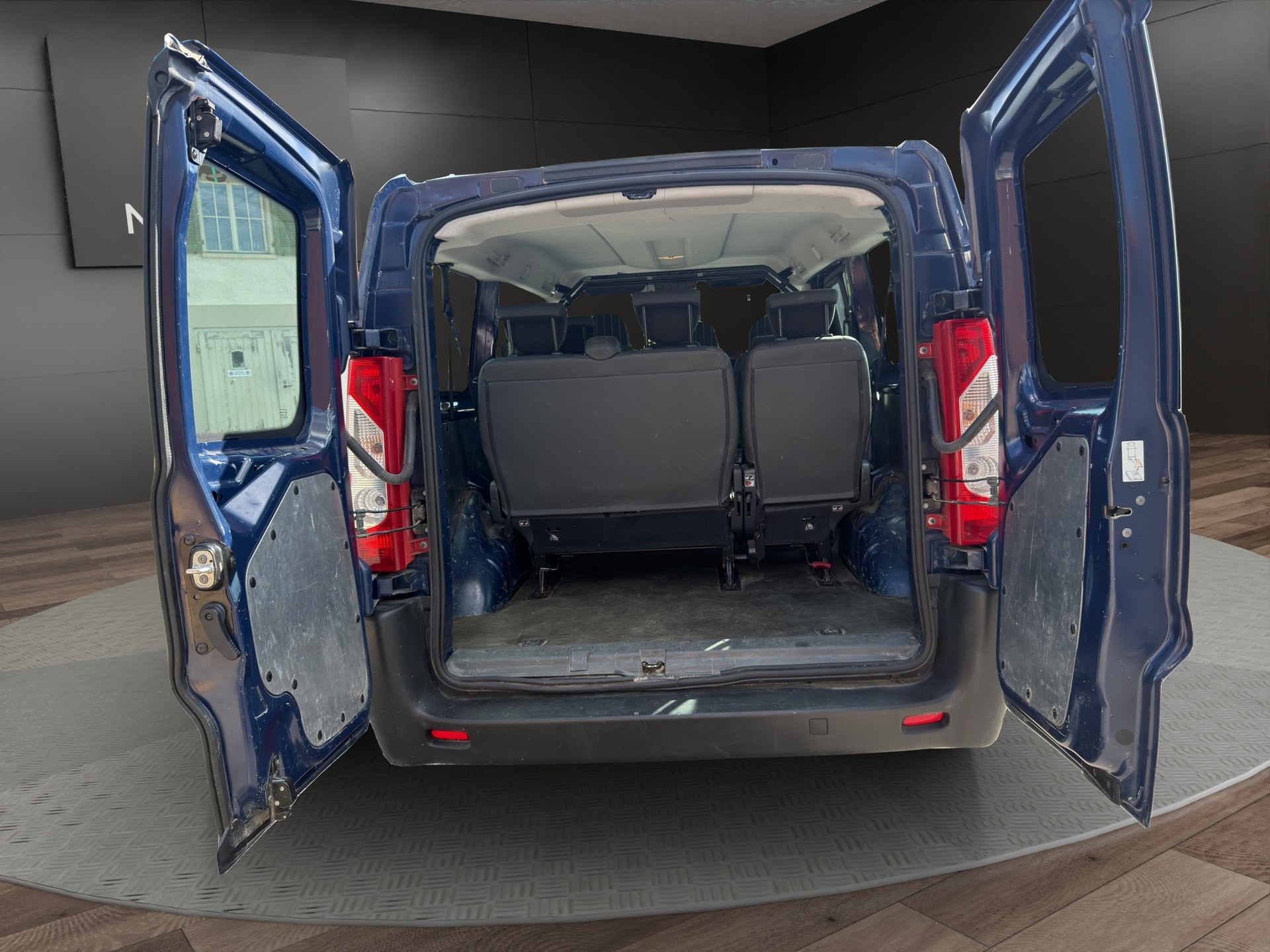 CITROEN Jumpy 2.0 HDi L2H1 Attraction-image-6