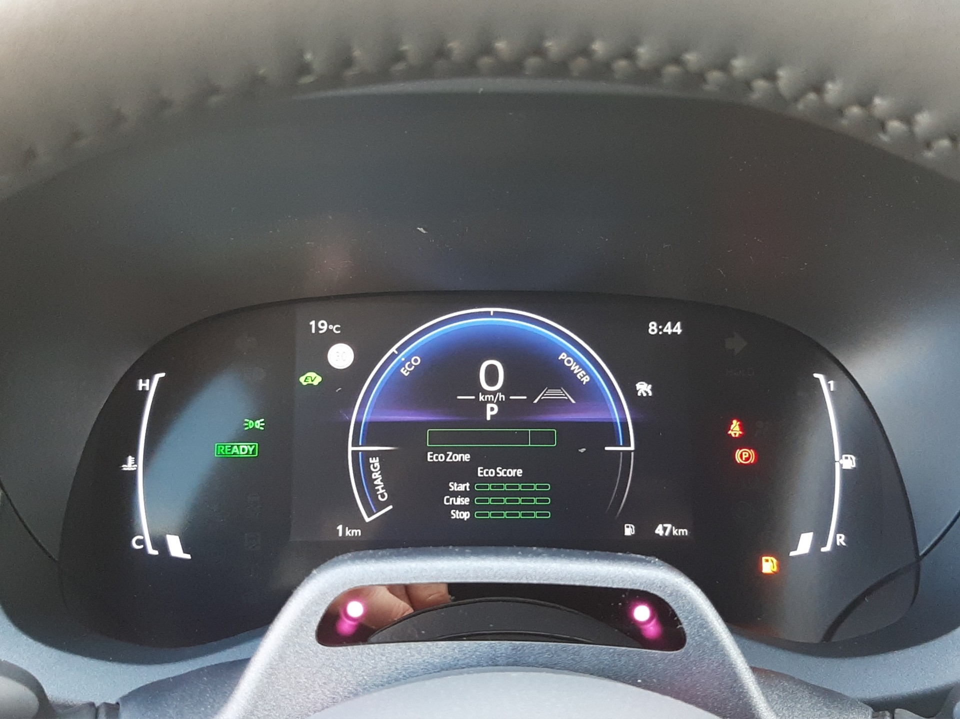 TOYOTA Yaris 1.5 VVT-i HSD Trend-image-9