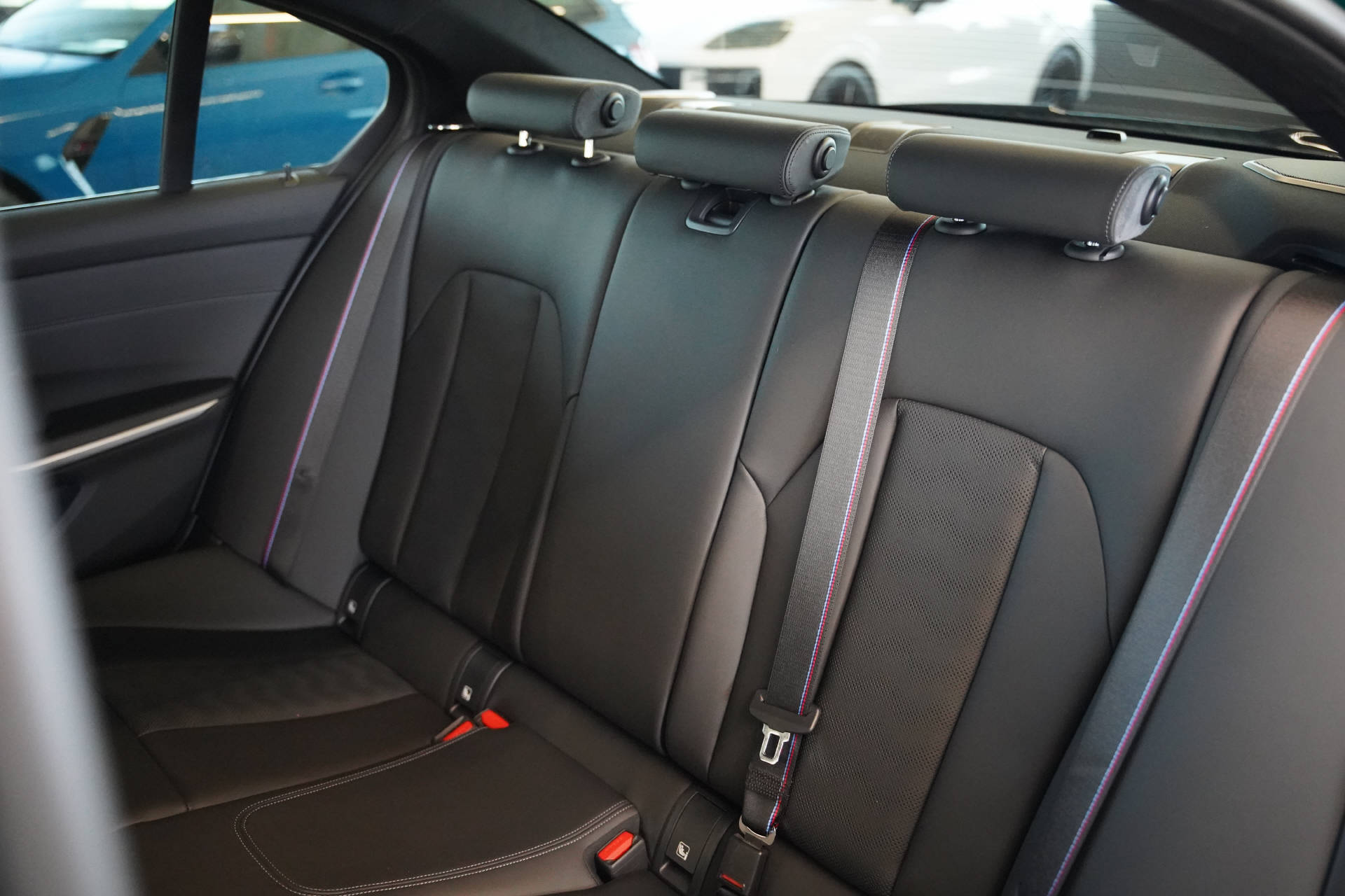 BMW M3 Competition M xDrive LCI-image-10