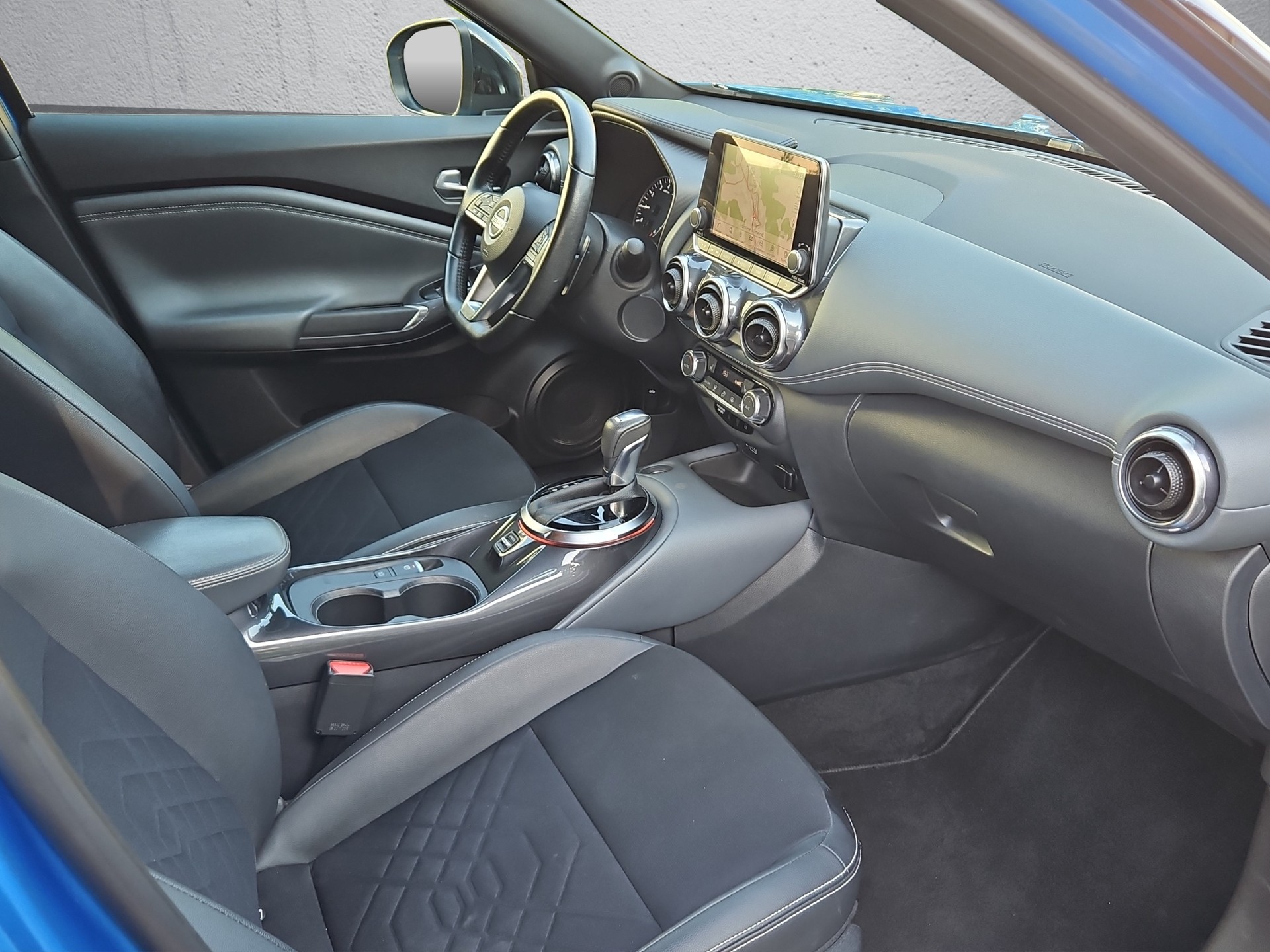 NISSAN Juke 1.0 DIG-T tekna-image-17