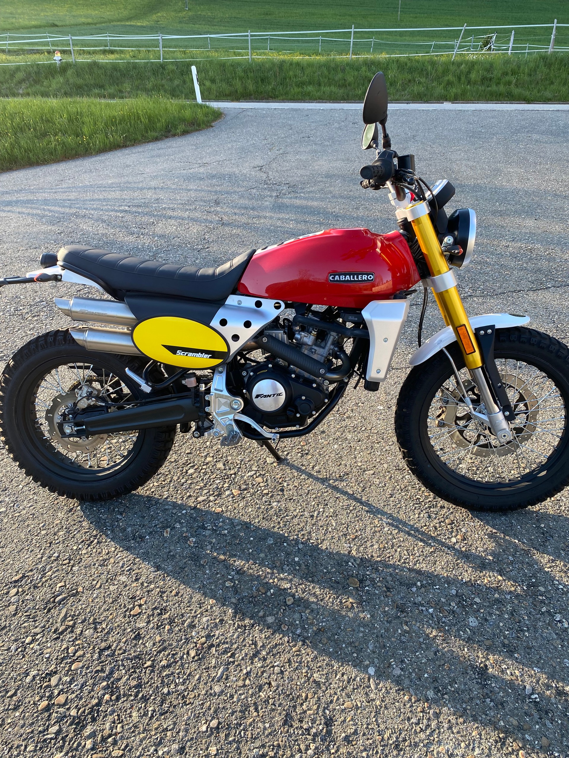 FANTIC Caballero 125-image-2