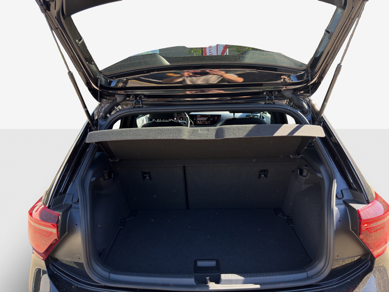 VW Polo 2.0 TSI GTI DSG-image-12