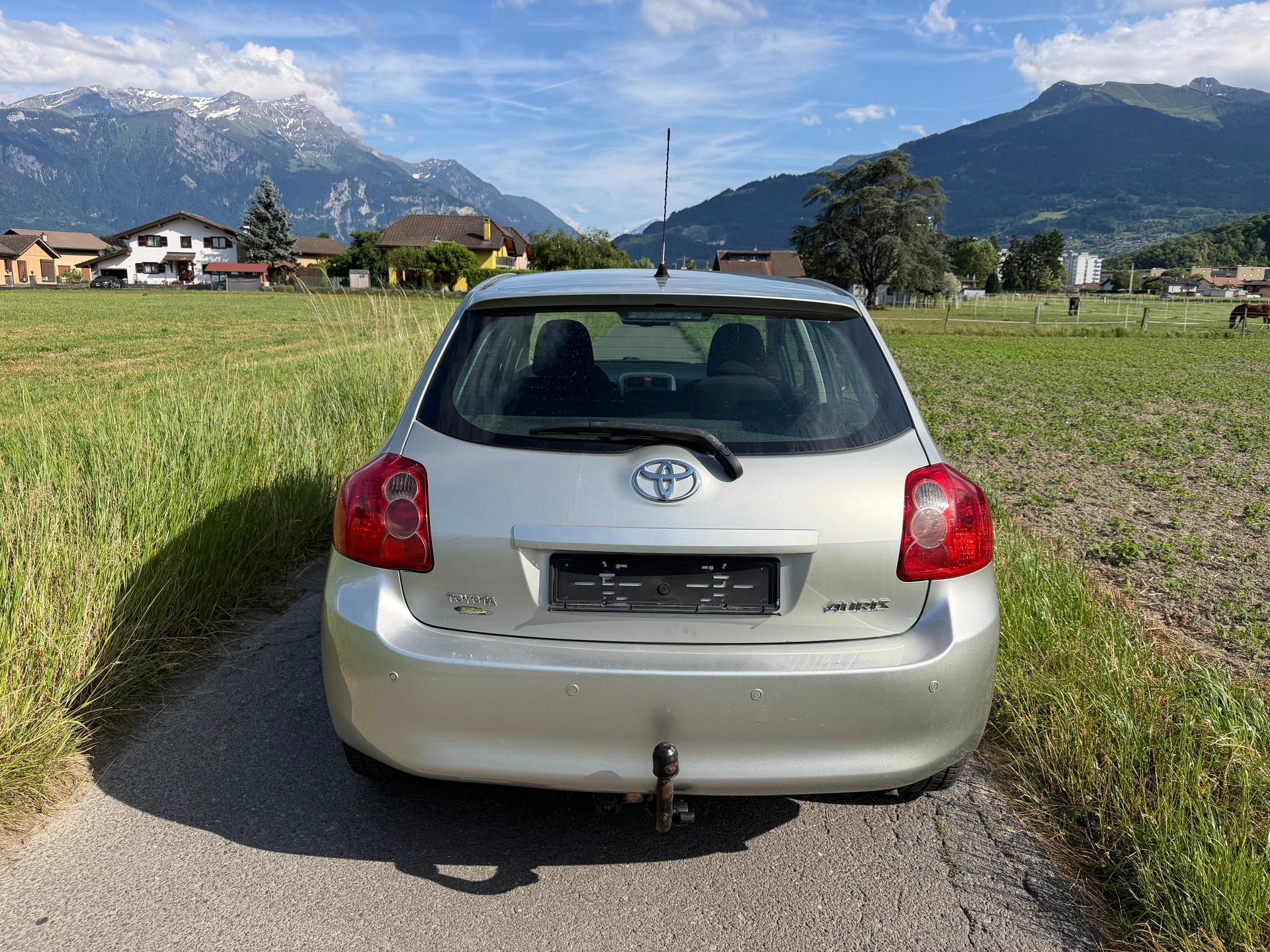 TOYOTA Auris 1.6 Linea Terra-image-4