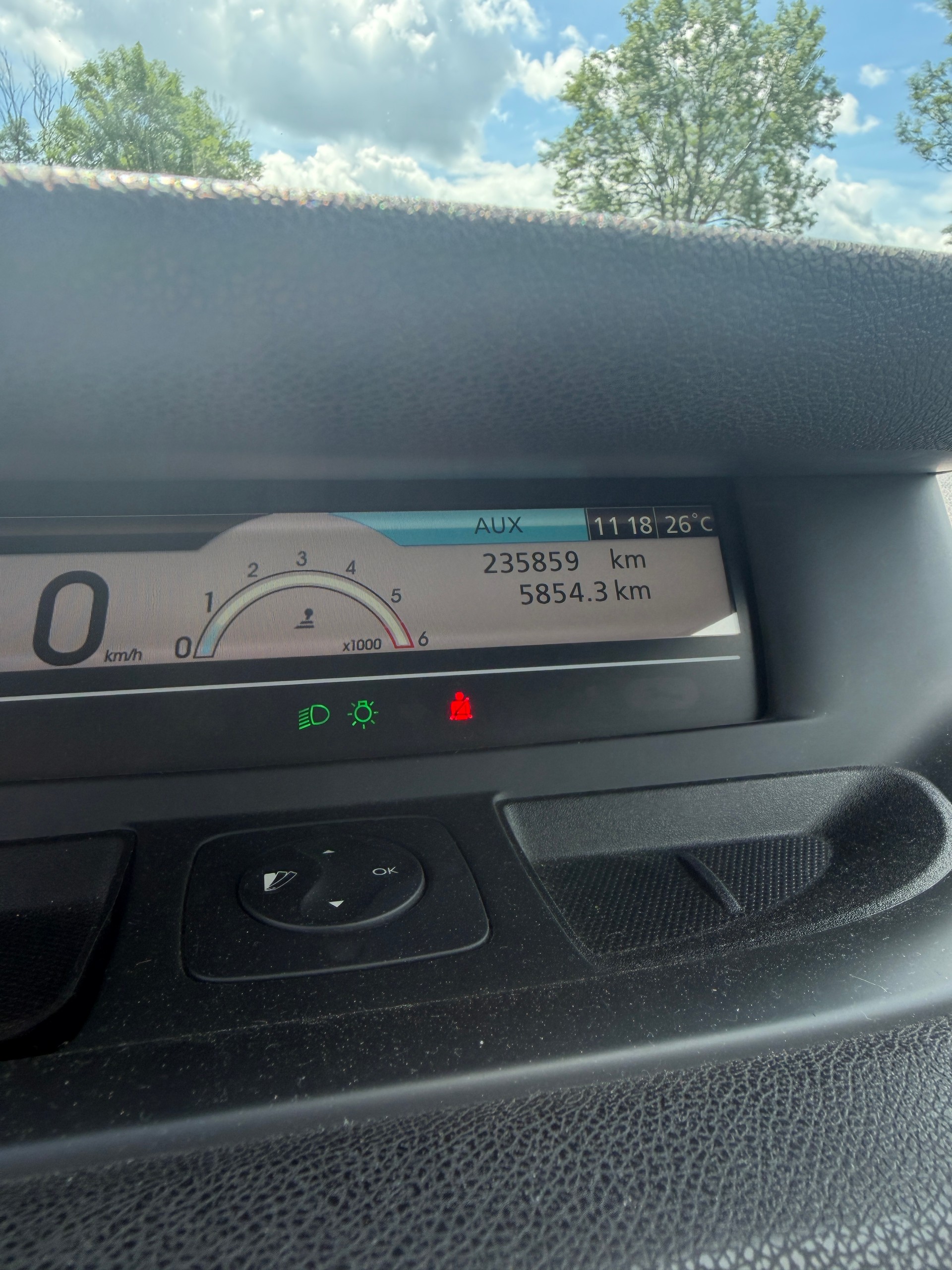 RENAULT Grand Scénic 1.9 dCi Dynamique-image-12