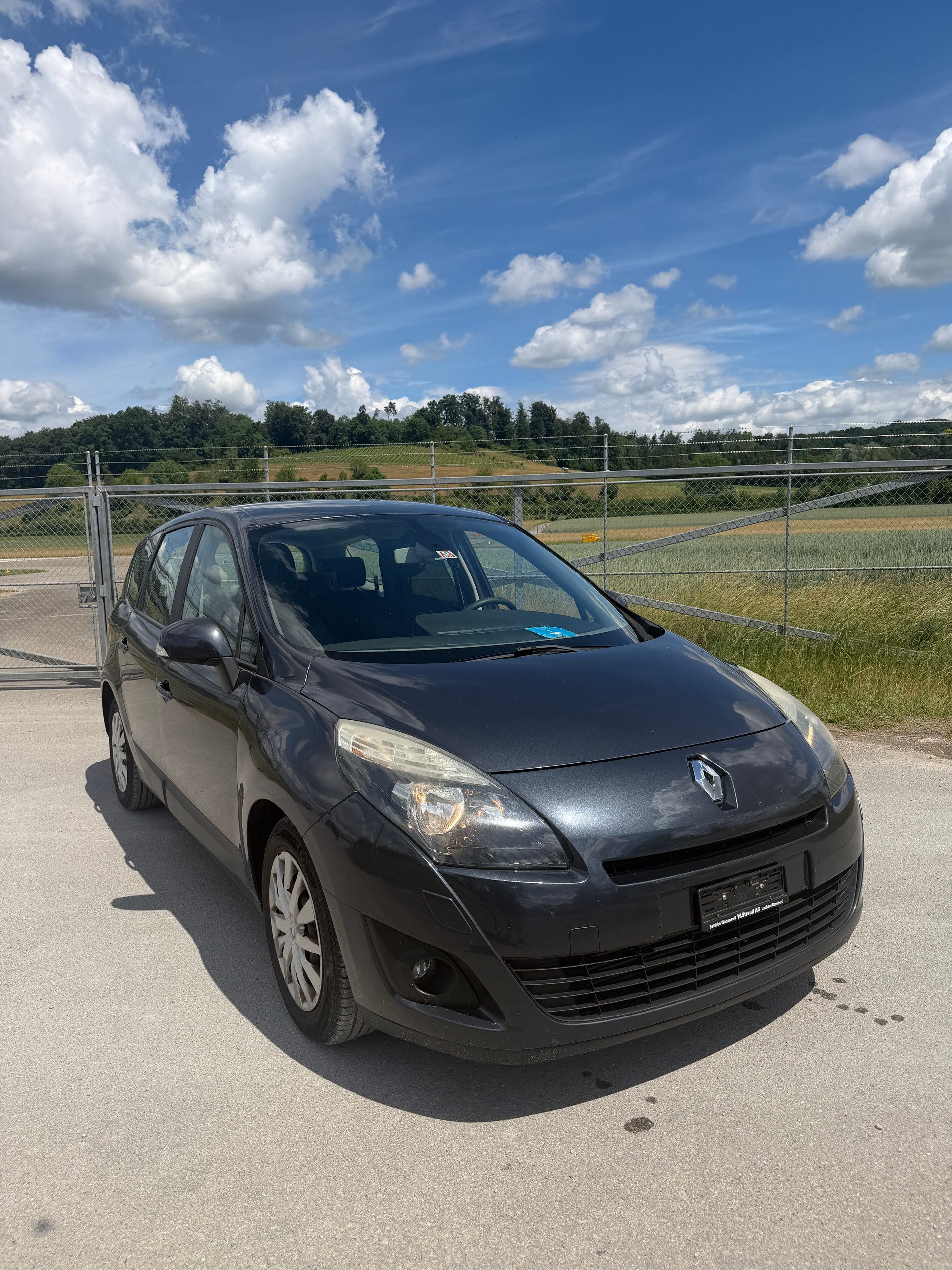 RENAULT Grand Scénic 1.9 dCi Dynamique