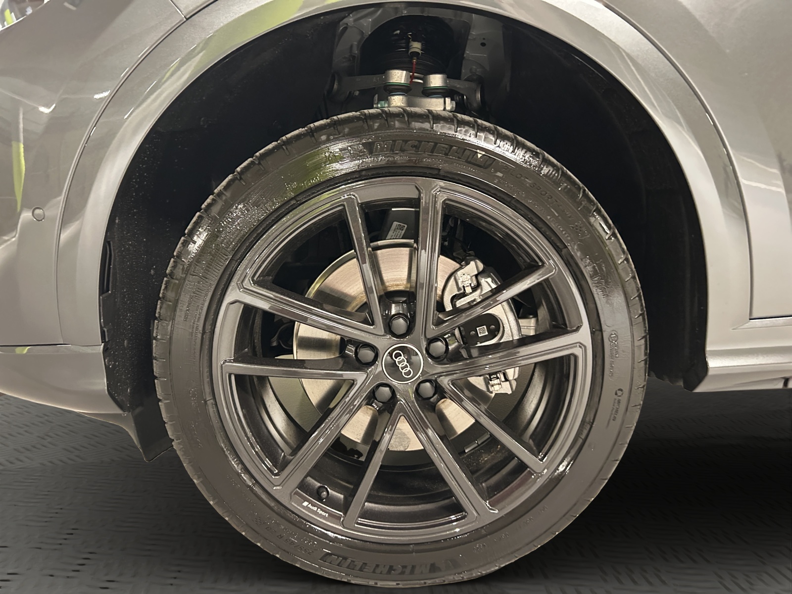 AUDI Q5 TFSI quatto 150 kW S-tronic-image-18