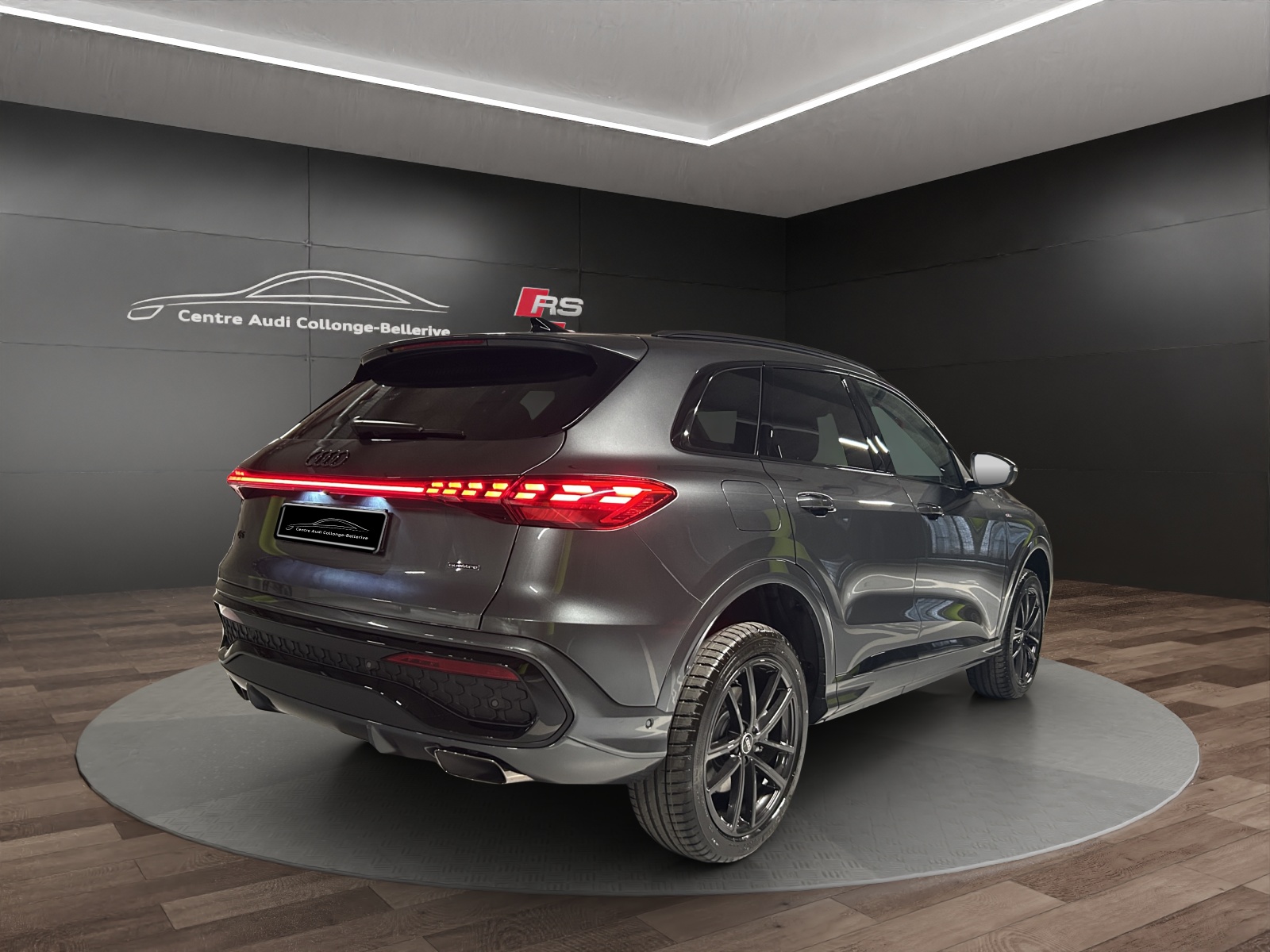 AUDI Q5 TFSI quatto 150 kW S-tronic-image-5