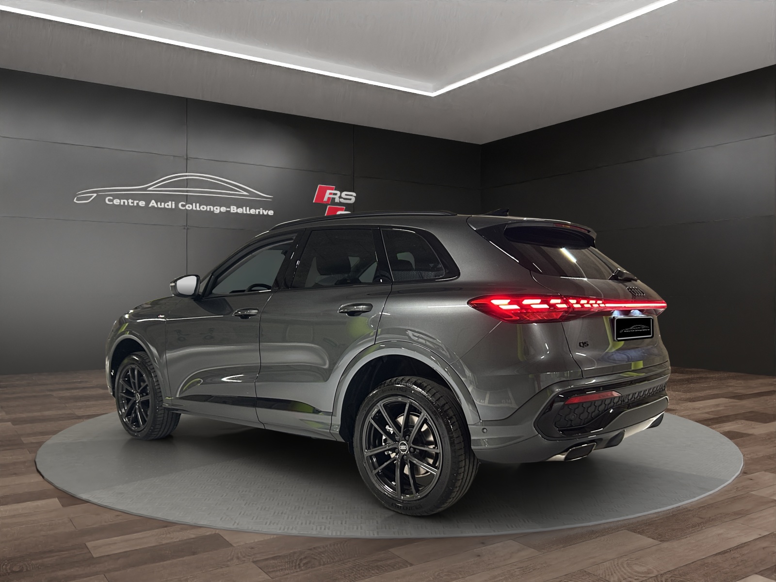 AUDI Q5 TFSI quatto 150 kW S-tronic-showroom-element-3