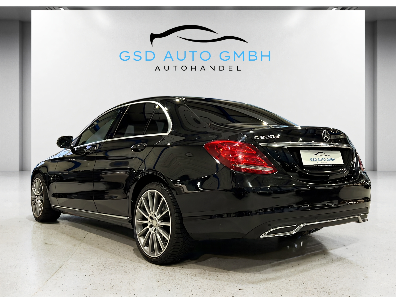 MERCEDES-BENZ C 220 d Avantgarde 4Matic 7G-Tronic**Head Up,Distronic Plus,360 Kamera,Frisch ab MFK**-image-2