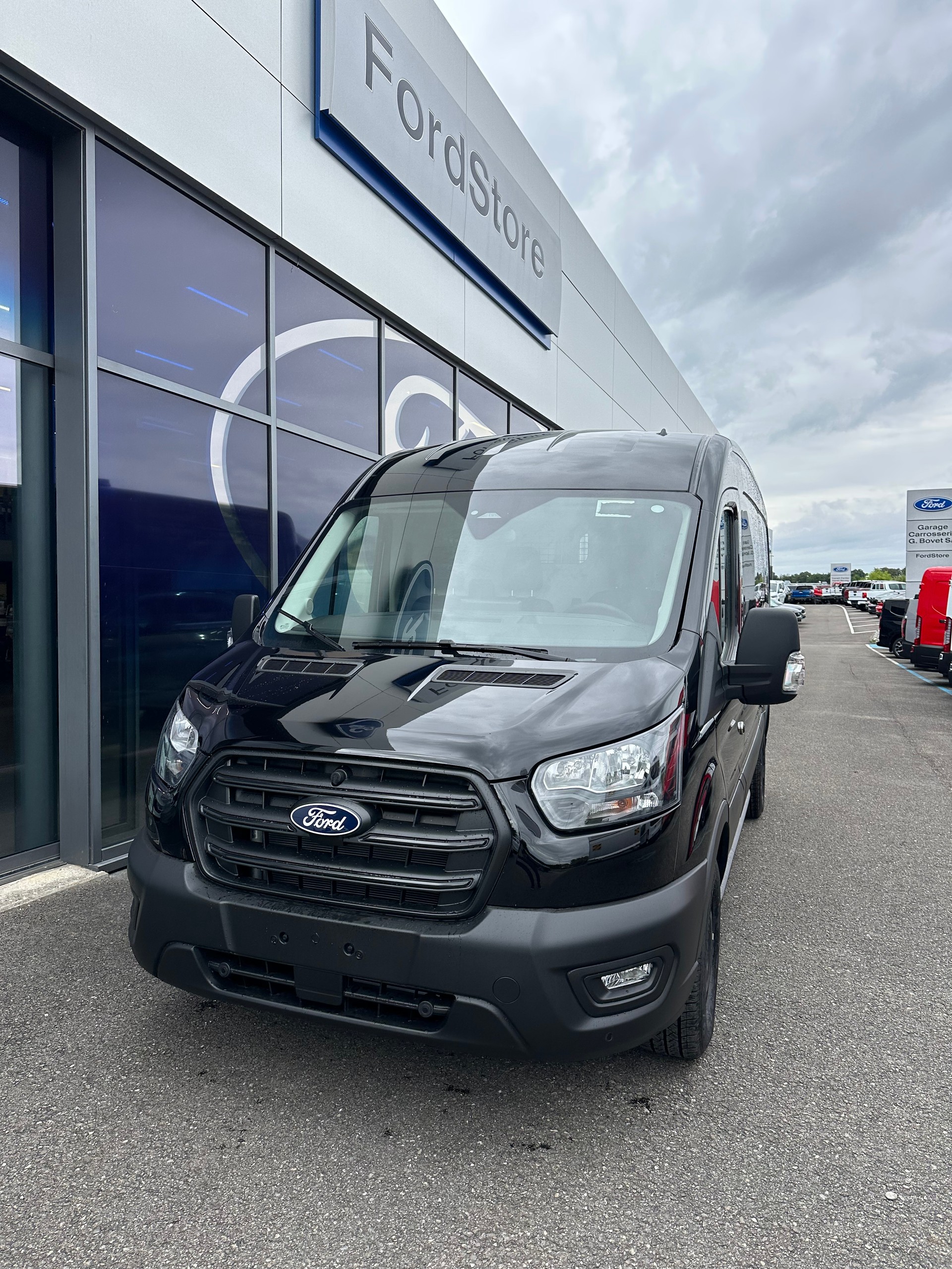 FORD Transit van 350 L3H2 2.0 EcoBl Trend/165CV/HD/Aut.