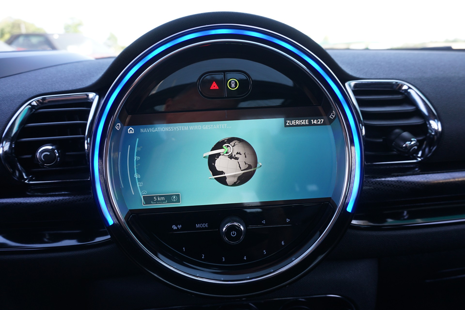 MINI Clubman Cooper JCW ALL4 306PS Automat-image-18