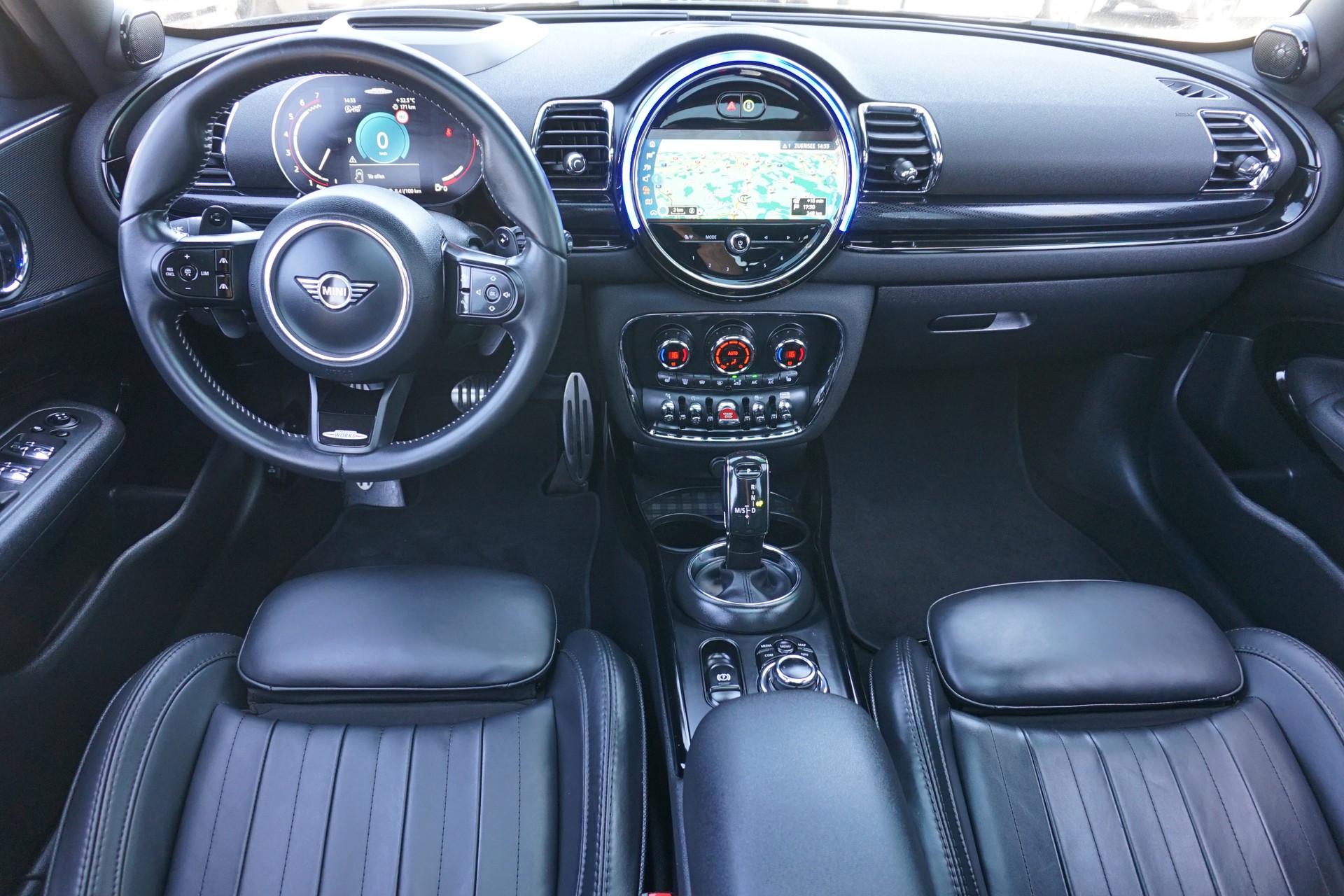 MINI Clubman Cooper JCW ALL4 306PS Automat-image-16