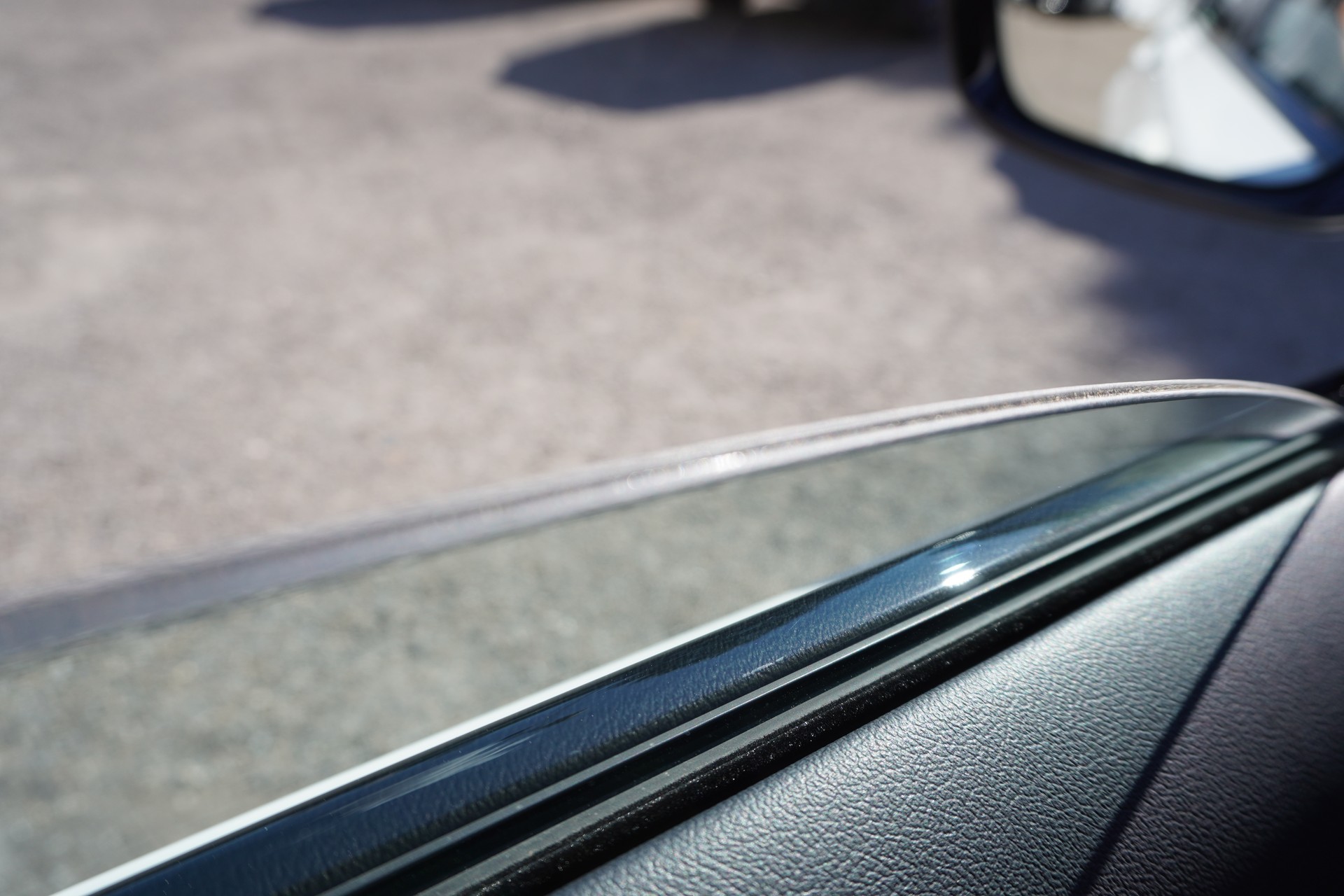 BMW 320d xDrive 48V Touring Steptronic M Sport-image-45