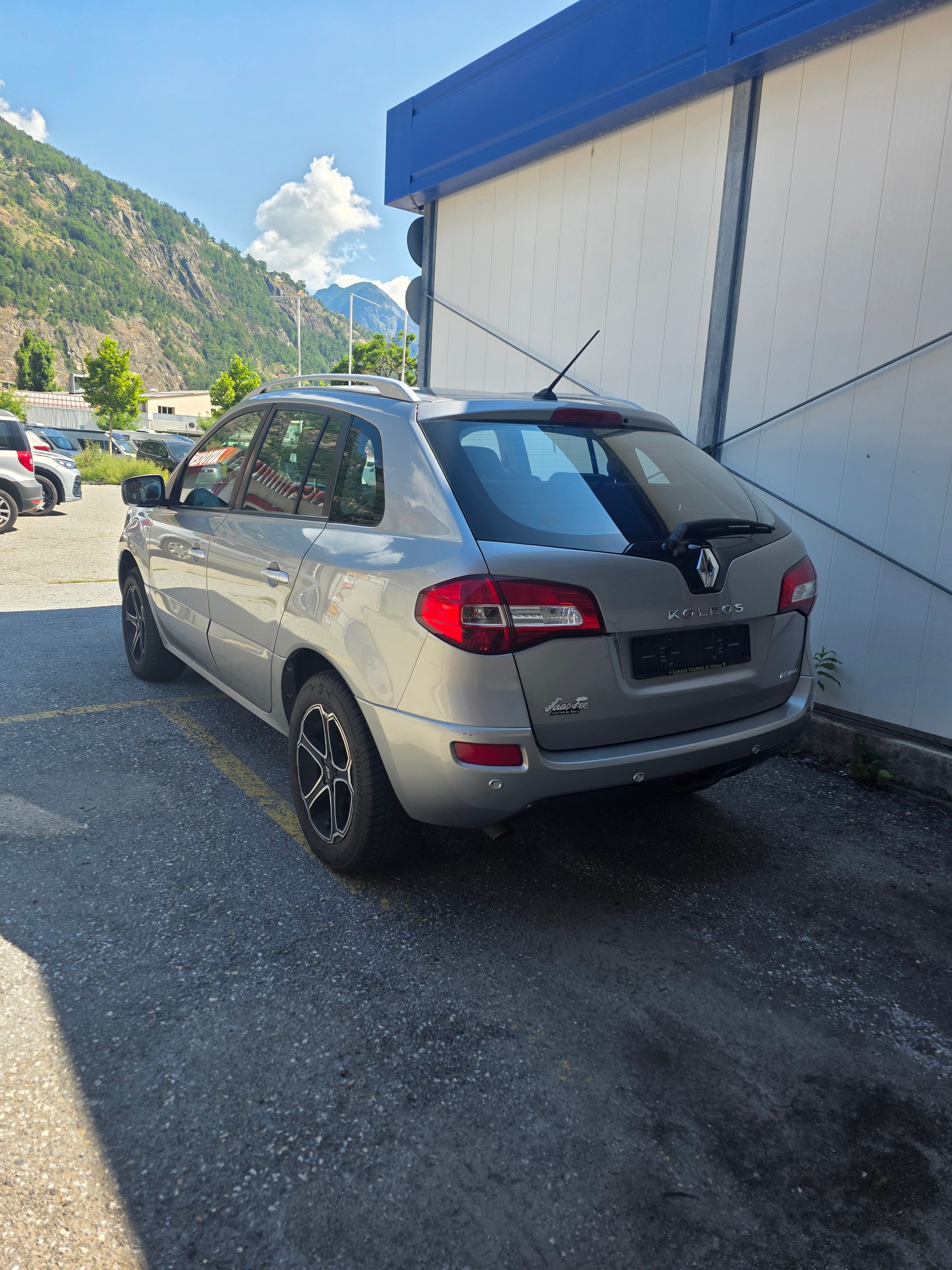 RENAULT Koleos 2.0 dCi Dynamique Luxe 4x4-image-4