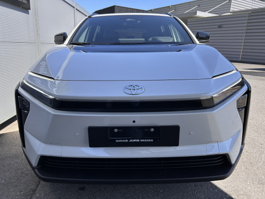 TOYOTA bZ4X Style 73,1 kWh AWD-image-1