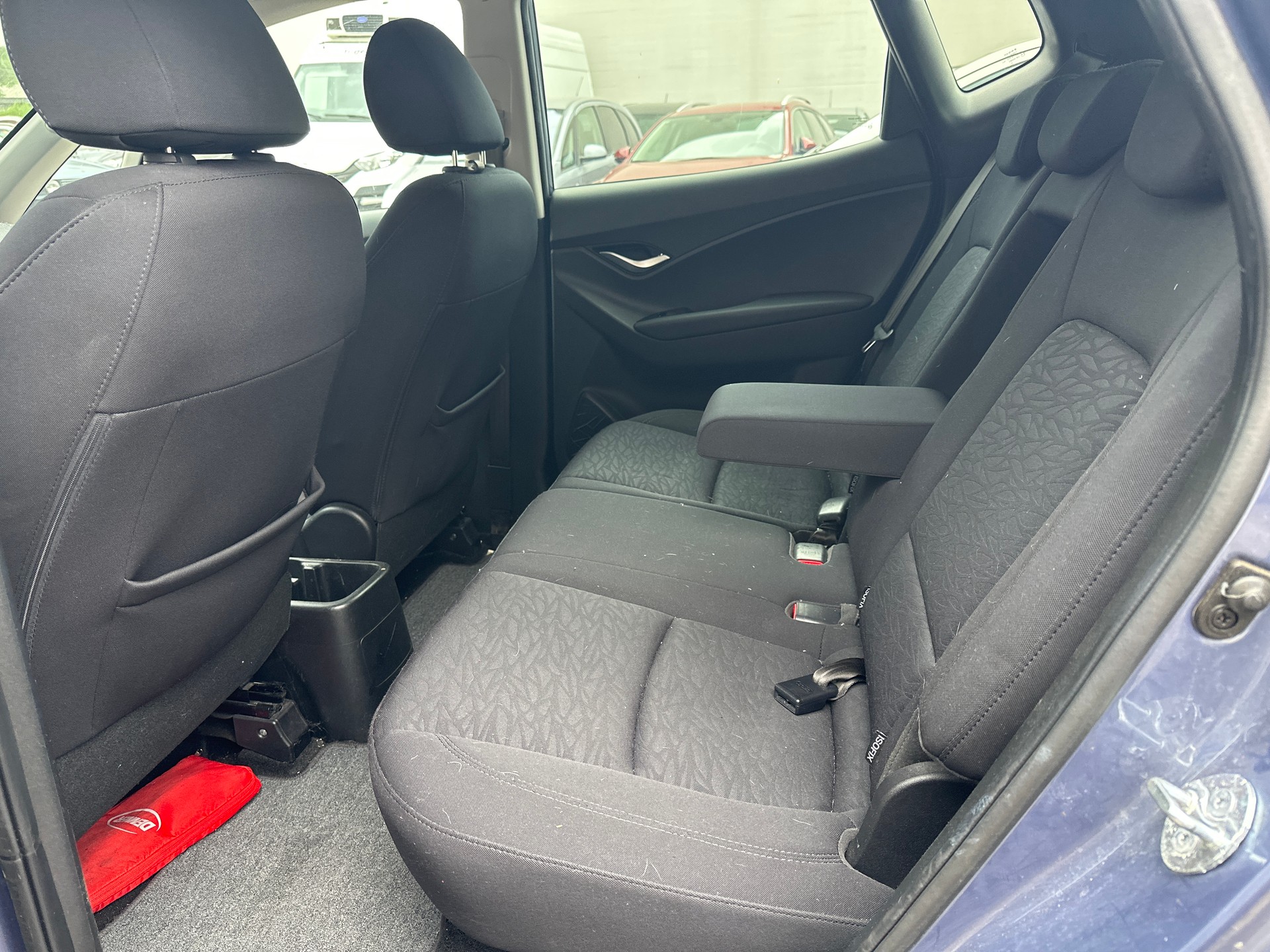 HYUNDAI iX20 1.6 Premium-image-8