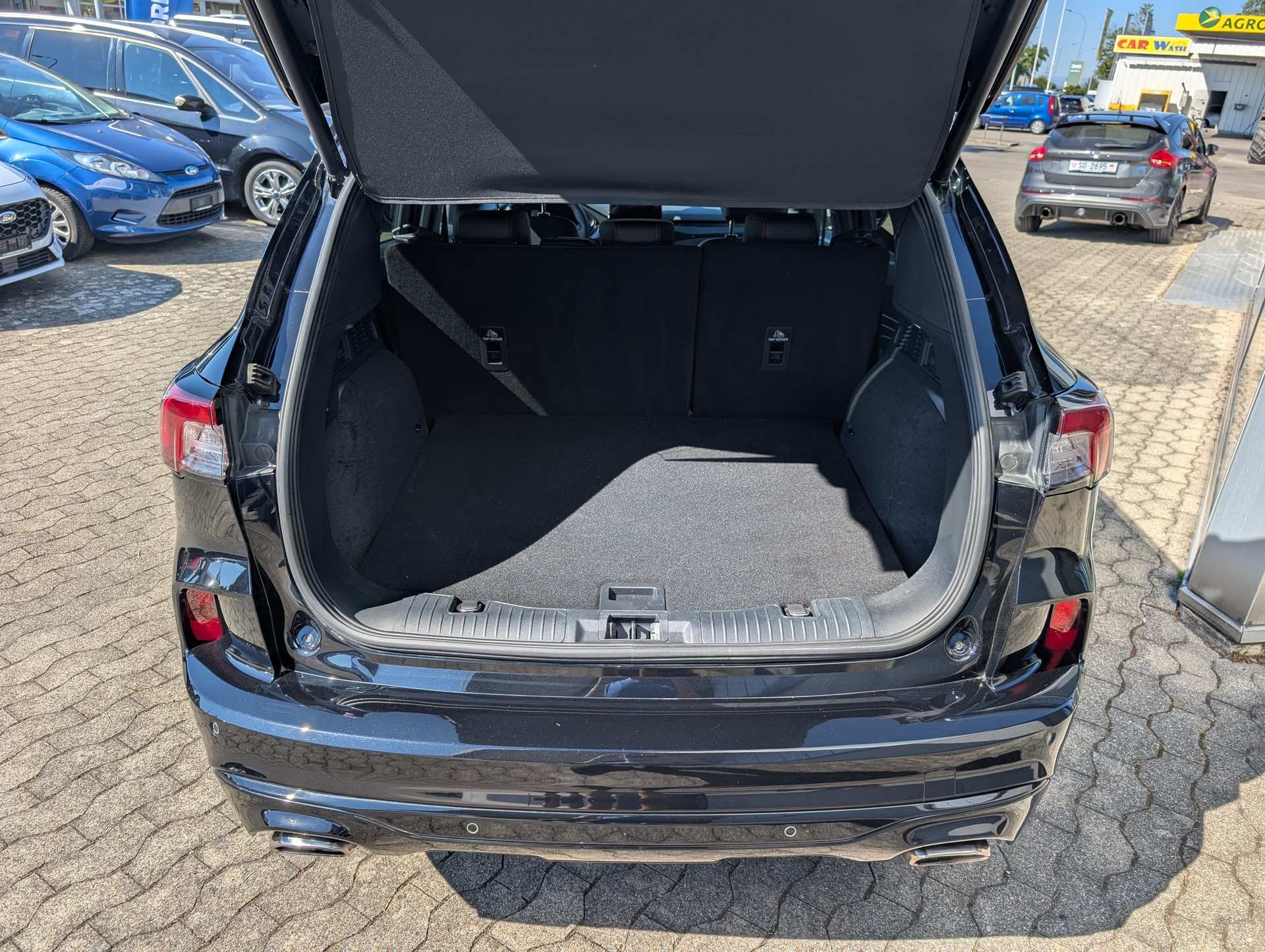 FORD Kuga 2.5 FHEV ST-Line X 4WD-image-8