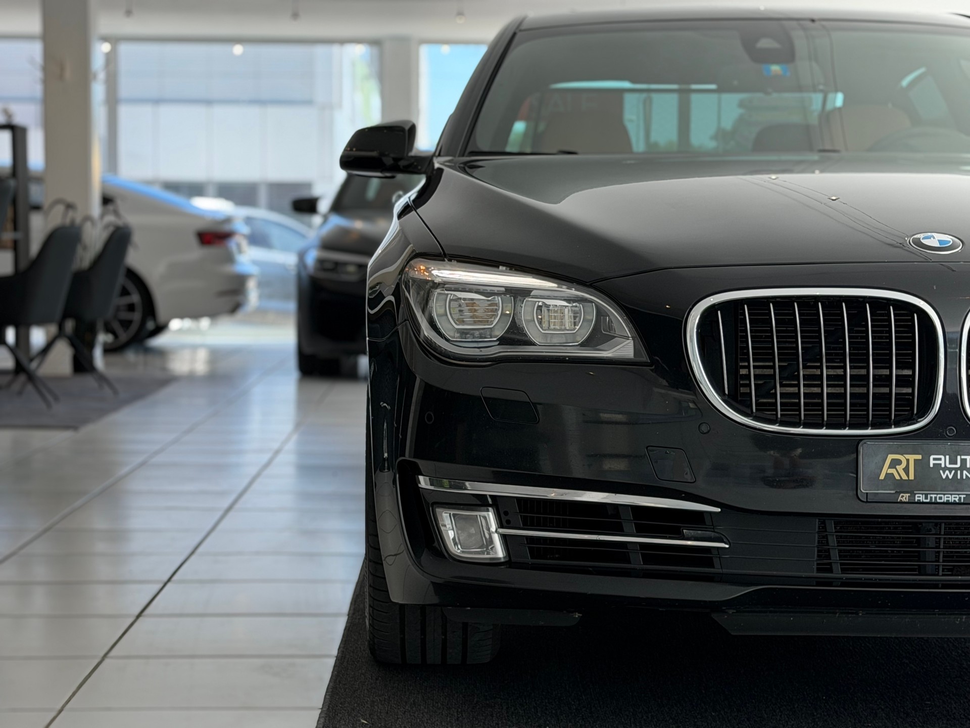 BMW 750Li xDrive individual **Vollausstattung**Frisch ab MFK**-image-25