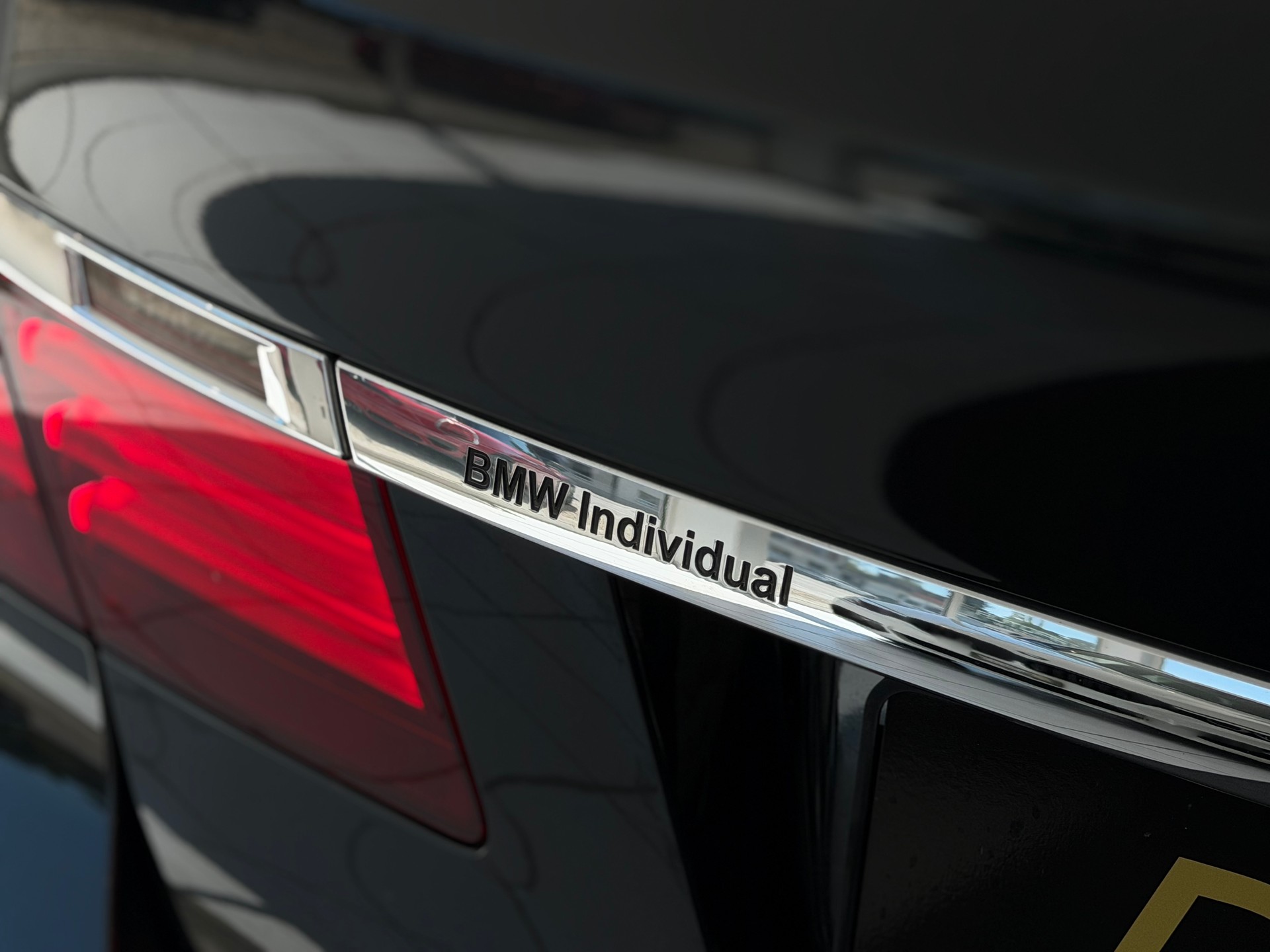 BMW 750Li xDrive individual **Vollausstattung**Frisch ab MFK**-image-28