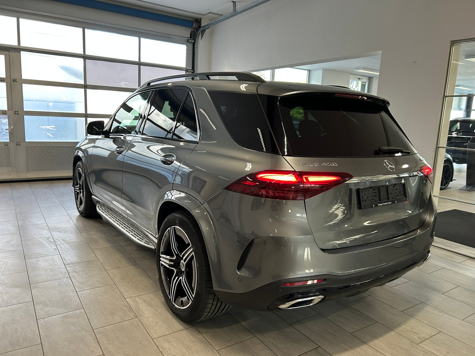 MERCEDES-BENZ GLE 450 4Matic 9G-Tronic-image-4