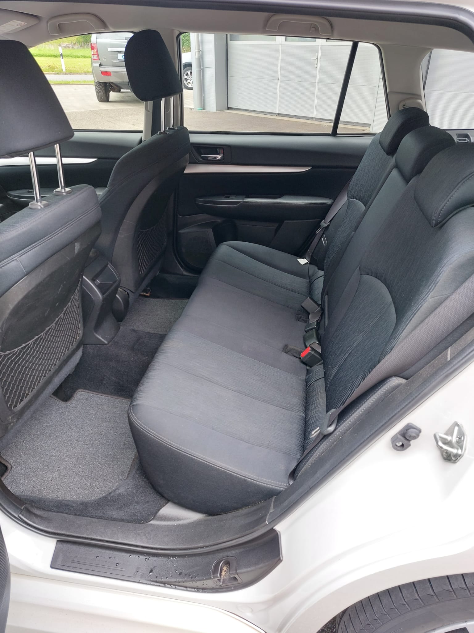 SUBARU Legacy 2.0i Swiss AWD Lineartronic-image-10