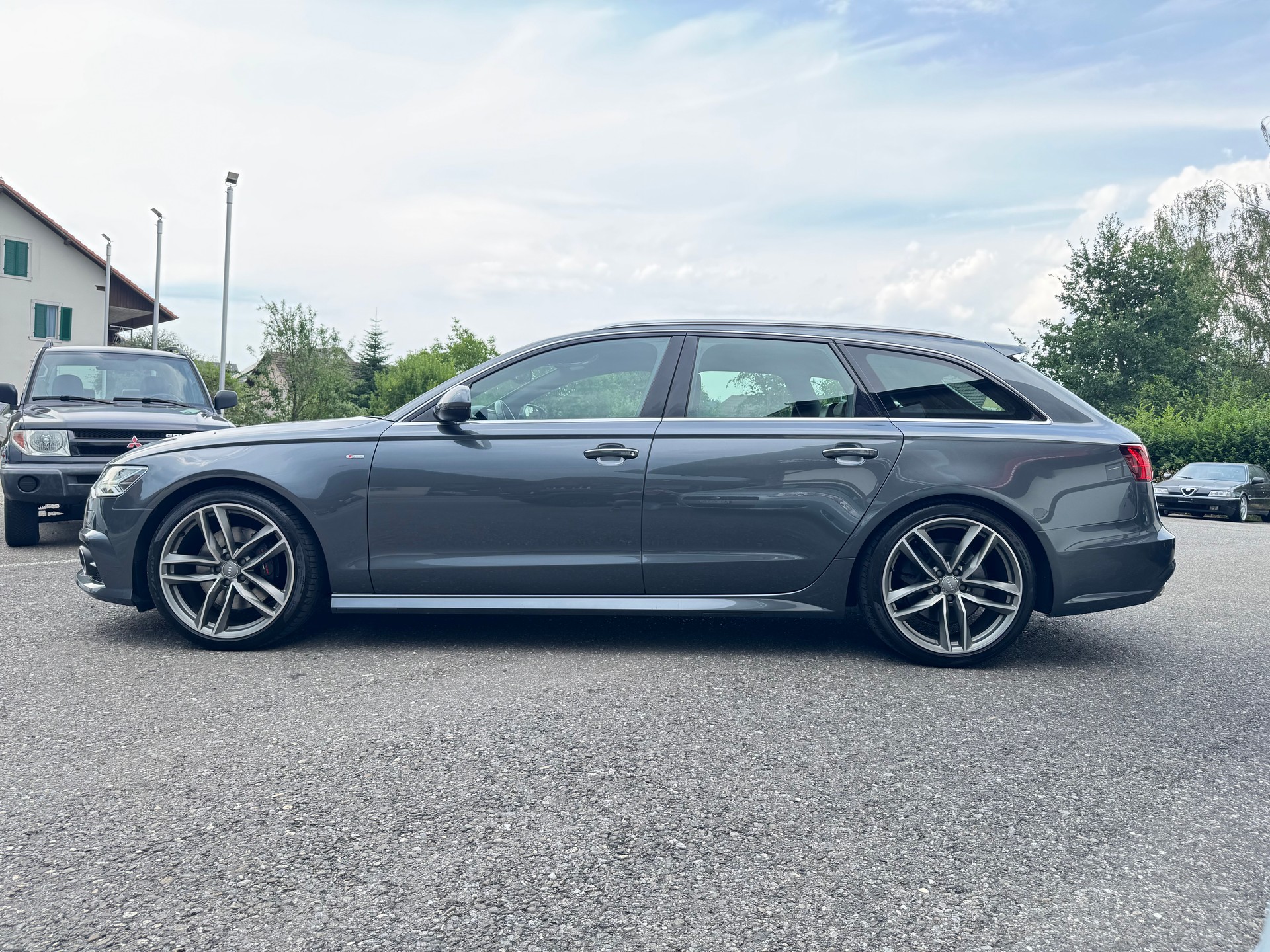 AUDI A6 Avant 3.0 TDI V6 quattro S-tronic-image-8