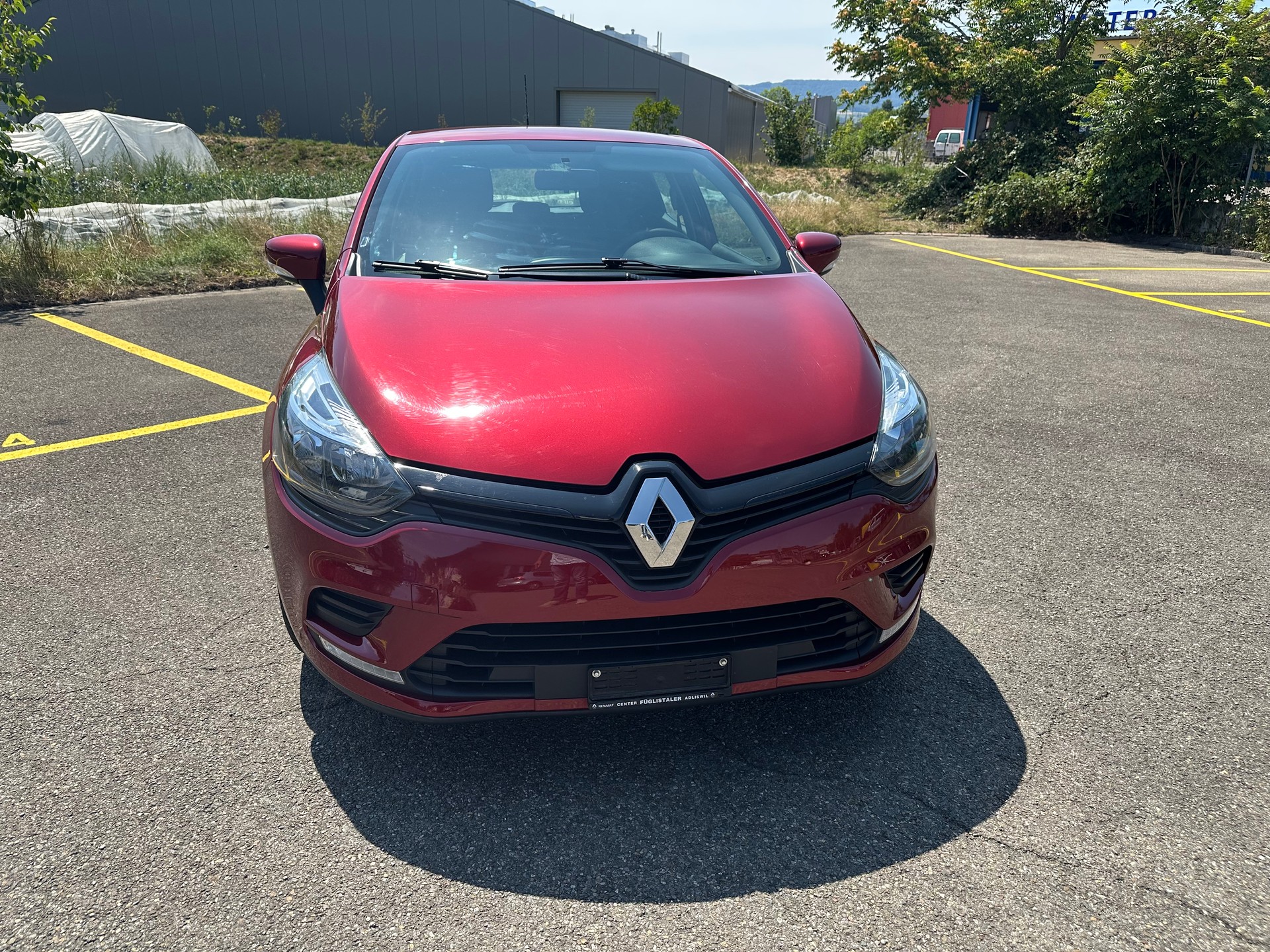 RENAULT Clio 1.2 16V Zen-showroom-element-1