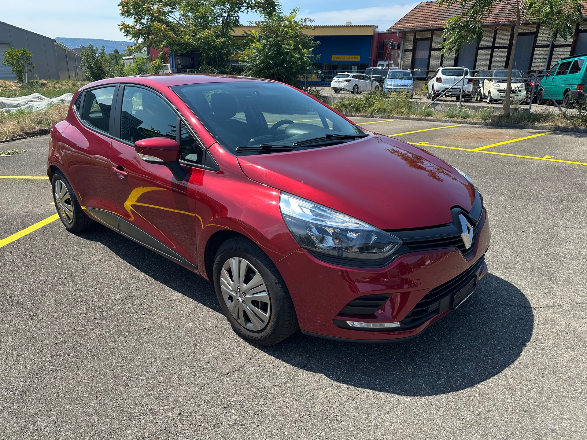 RENAULT Clio 1.2 16V Zen-showroom-element-2