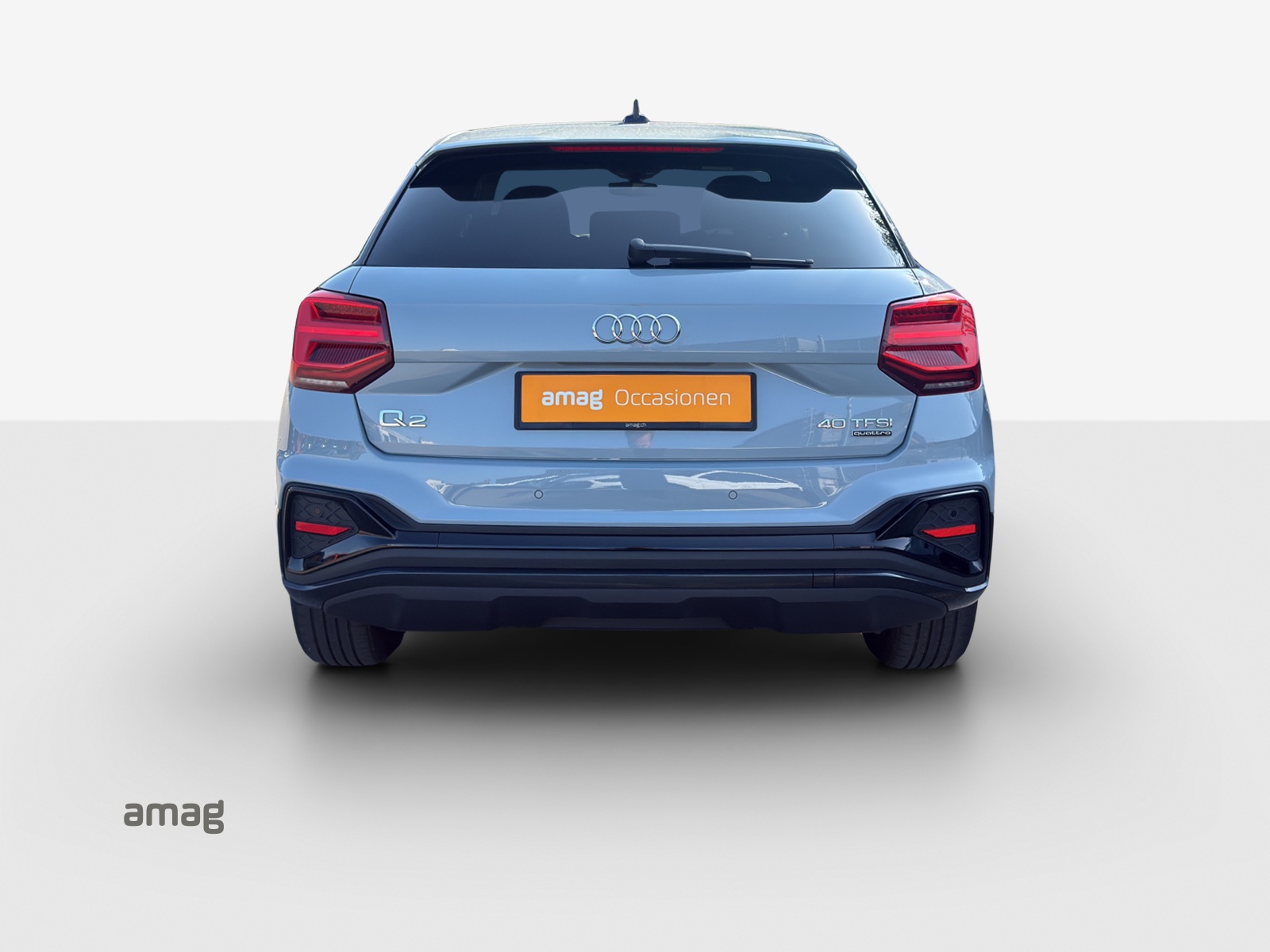 AUDI Q2 40 TFSI S line quattro S-tronic-showroom-element-3