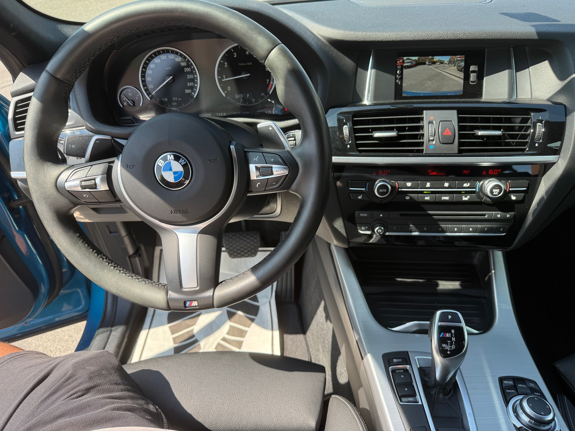 BMW X4 M 40i Steptronic-image-9
