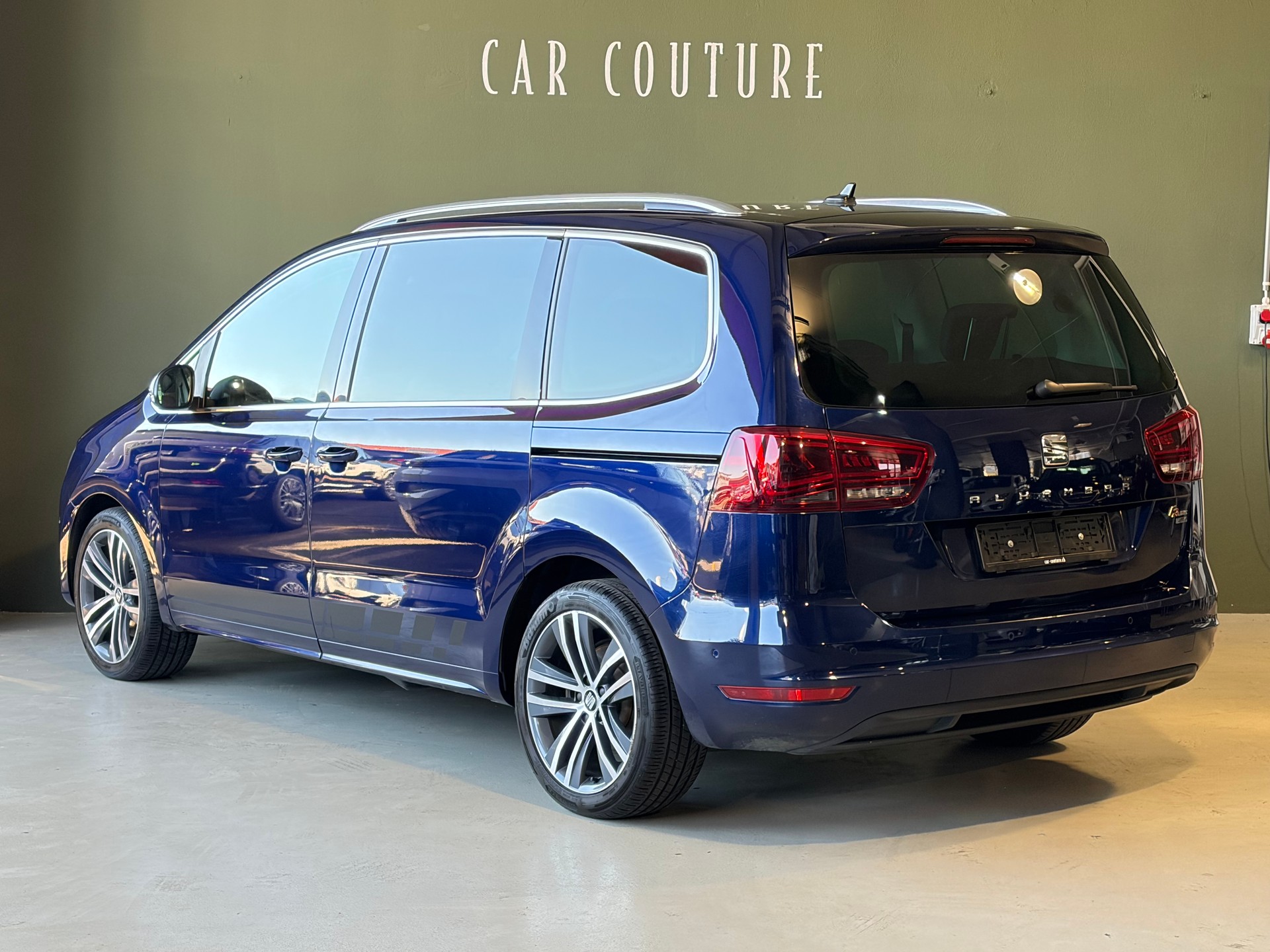 SEAT Alhambra 2.0 TDI FR Line 4Drive *7Plätzer*Anhängerkupplung*Ab MFK*2 Kindersitze integriert*-image-5