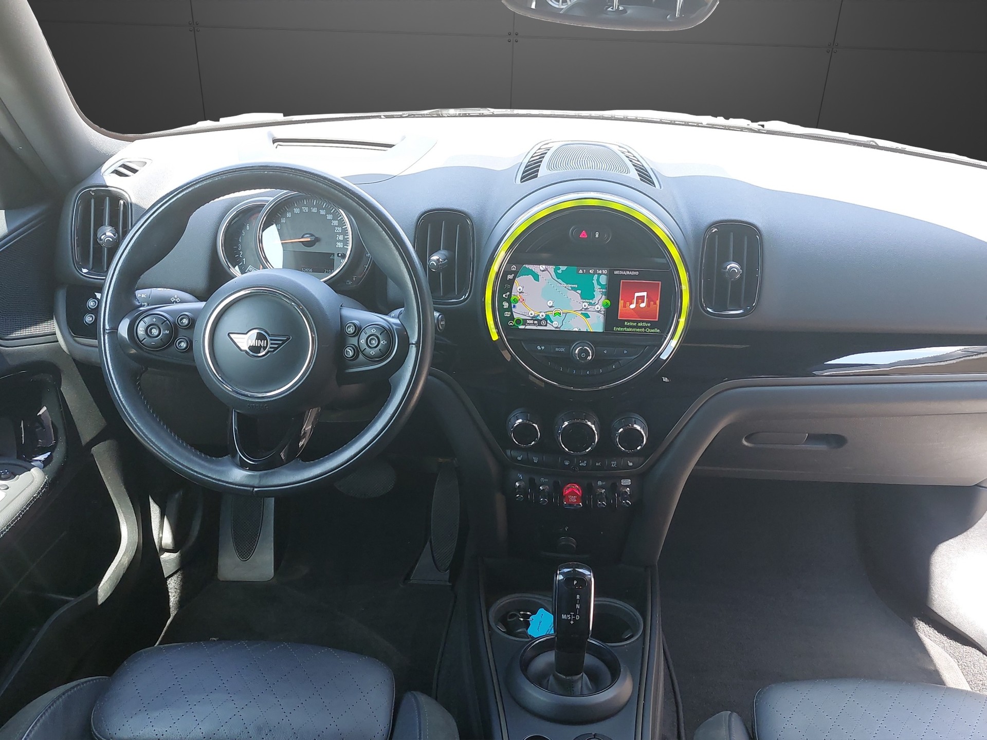 MINI Countryman F60 2.0i Cooper S ALL4-image-19