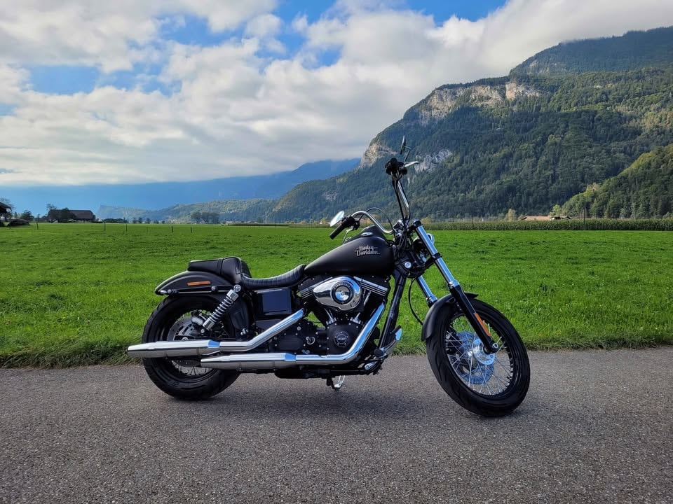 HARLEY-DAVIDSON FXDB Dyna Street Bob 103 ABS-image-1