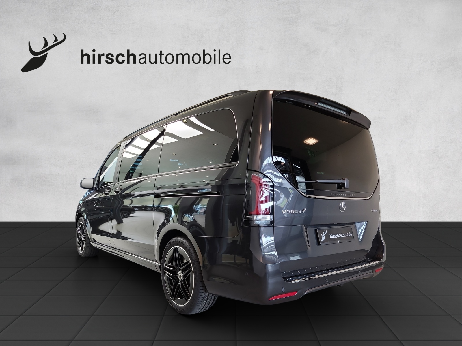 MERCEDES-BENZ V 300 d lang 4Matic Swiss Edition 9G-Tronic-showroom-element-1