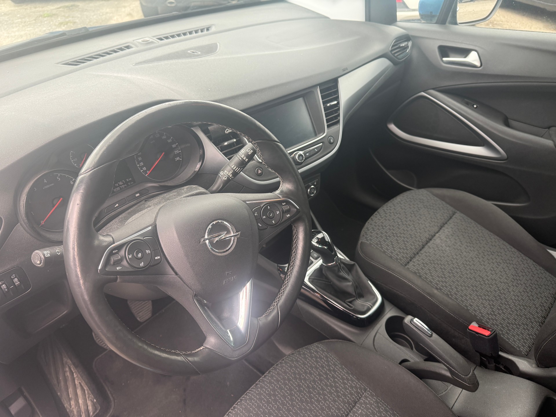 OPEL Crossland X 1.2i TP Enjoy-image-10