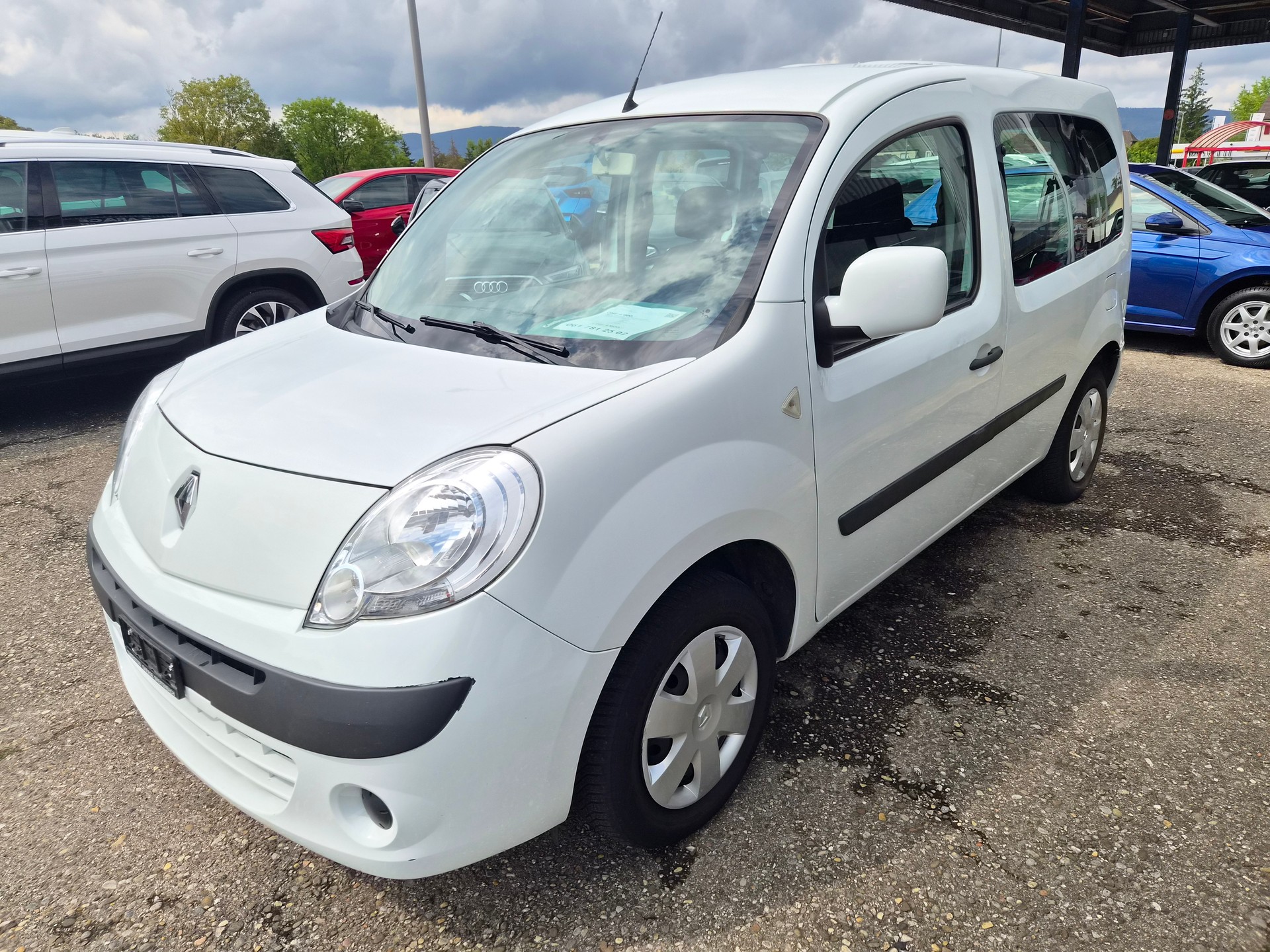 RENAULT Kangoo 1.6 16V Expression-showroom-element-2